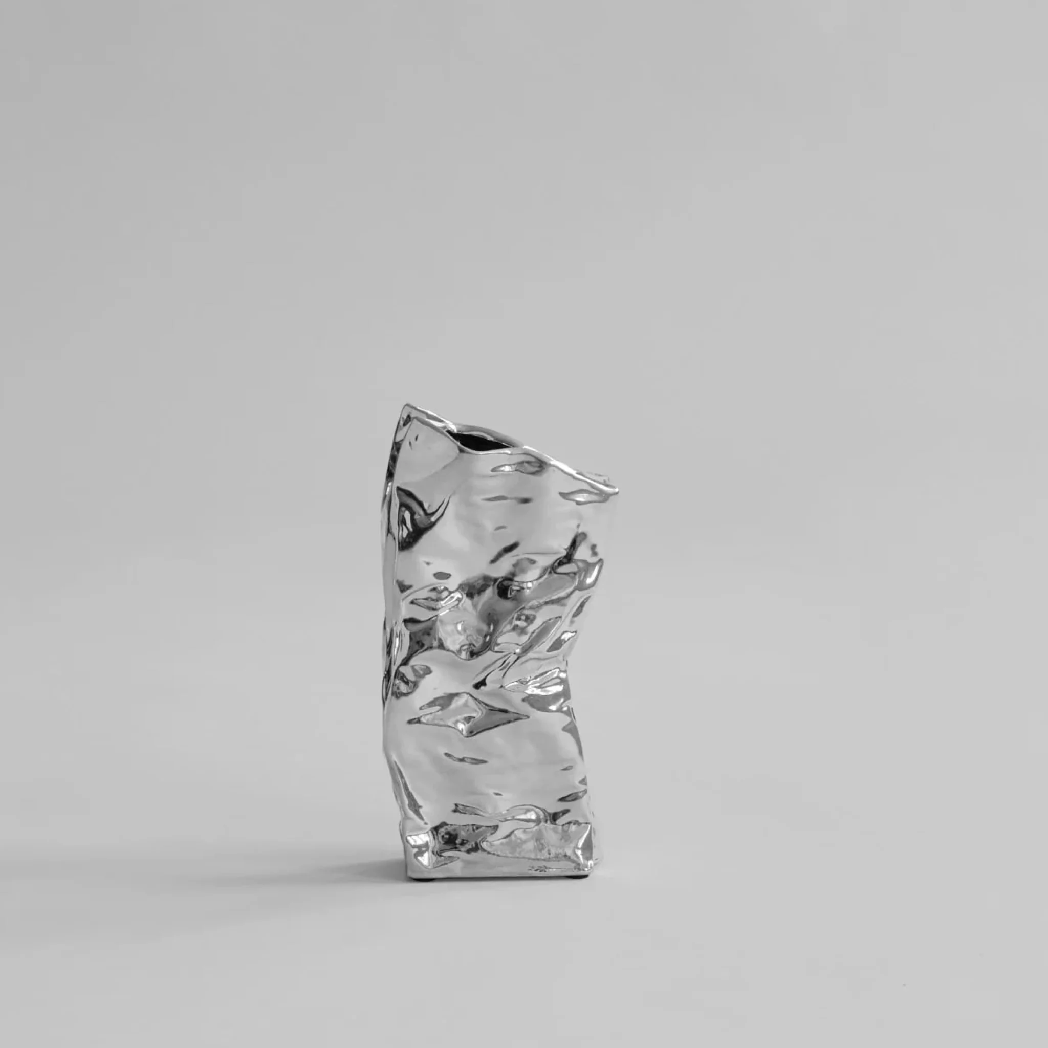 101 COPENHAGEN Kami Vase Mini, H25cm, Chrome - Image 10