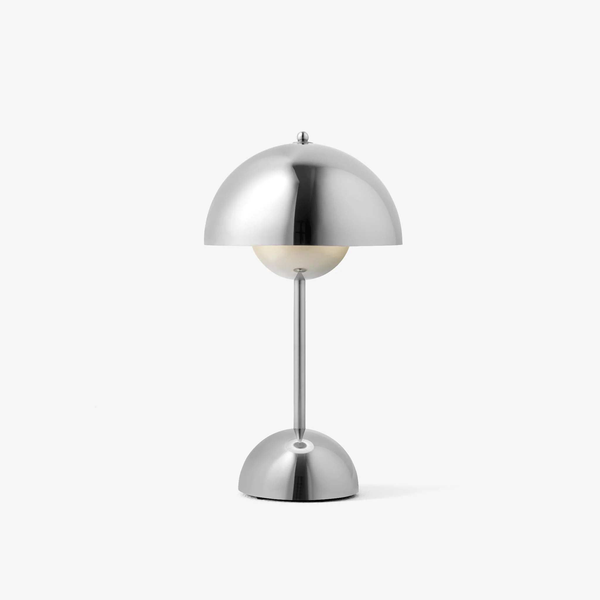 &TRADITION Flowerpot Portable Lamp VP9, Chrome-plated - Image 4