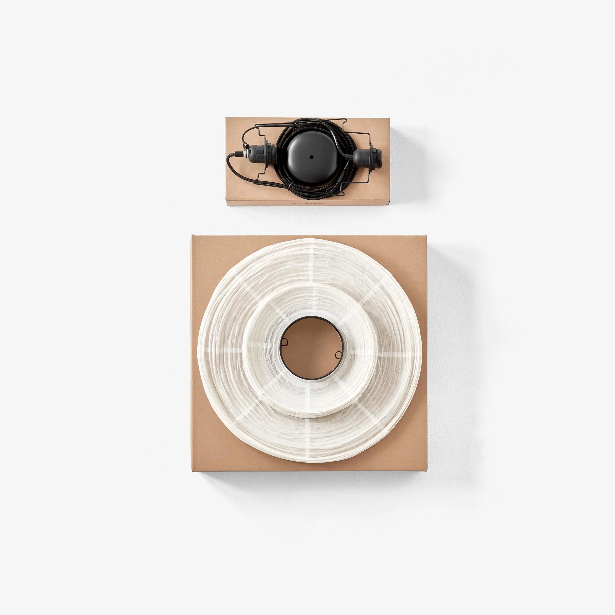 &TRADITION Formakami Pendant JH3, D46cm, Ivory White & Black Stained Oak - Image 5