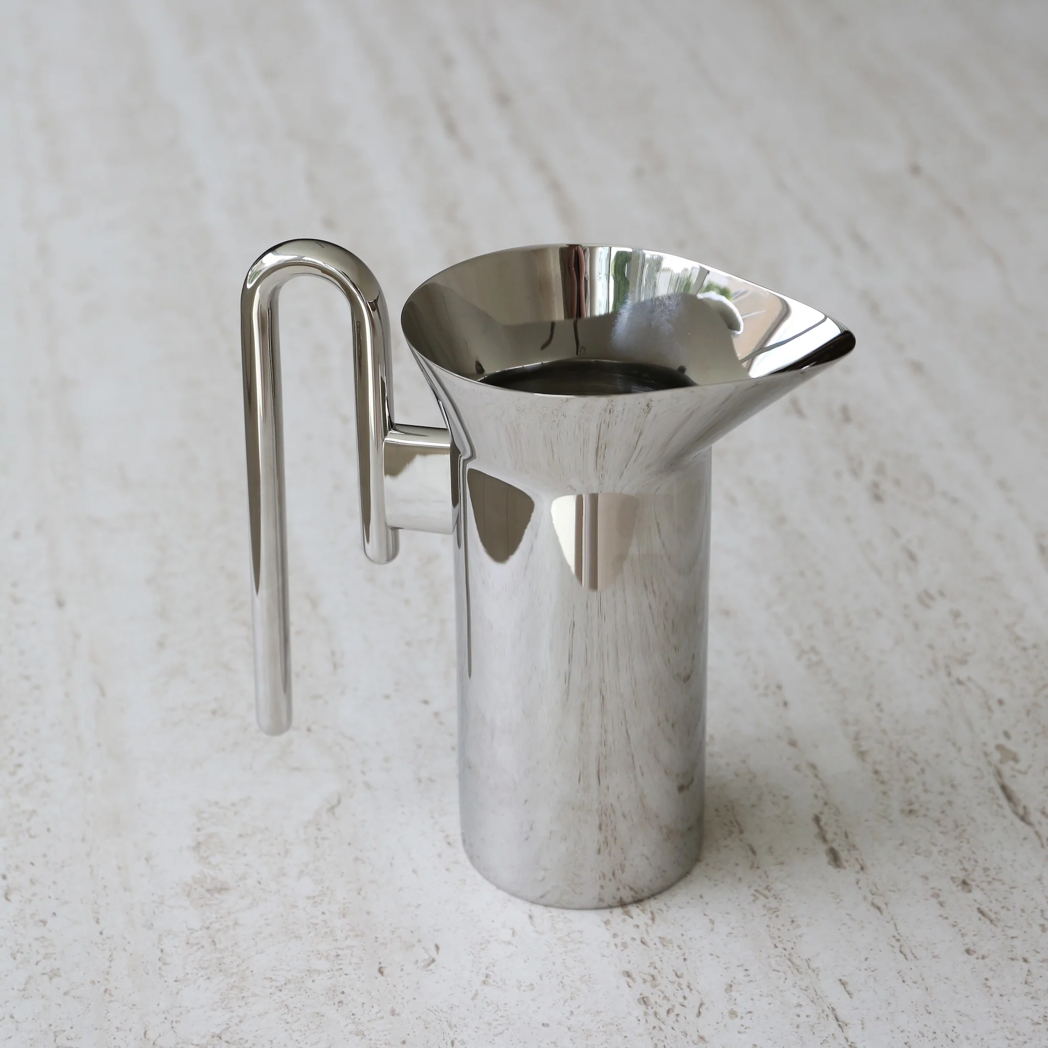 &TRADITION Momento Jug, 1L, Polished Stainless Steel - Image 2