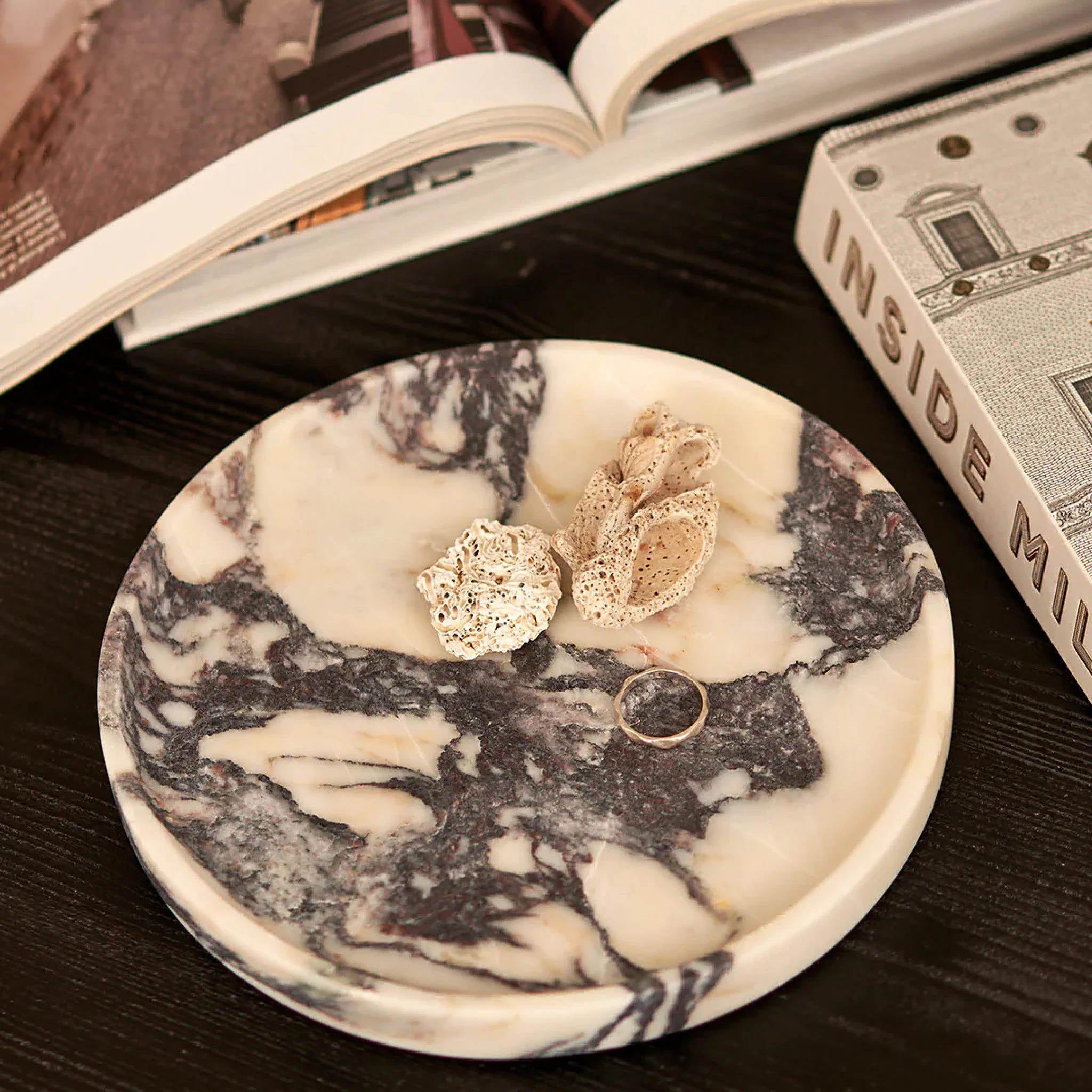 BLACK BLAZE Linea Round Marble Tray, D20cm, Calacatta Viola - Image 7