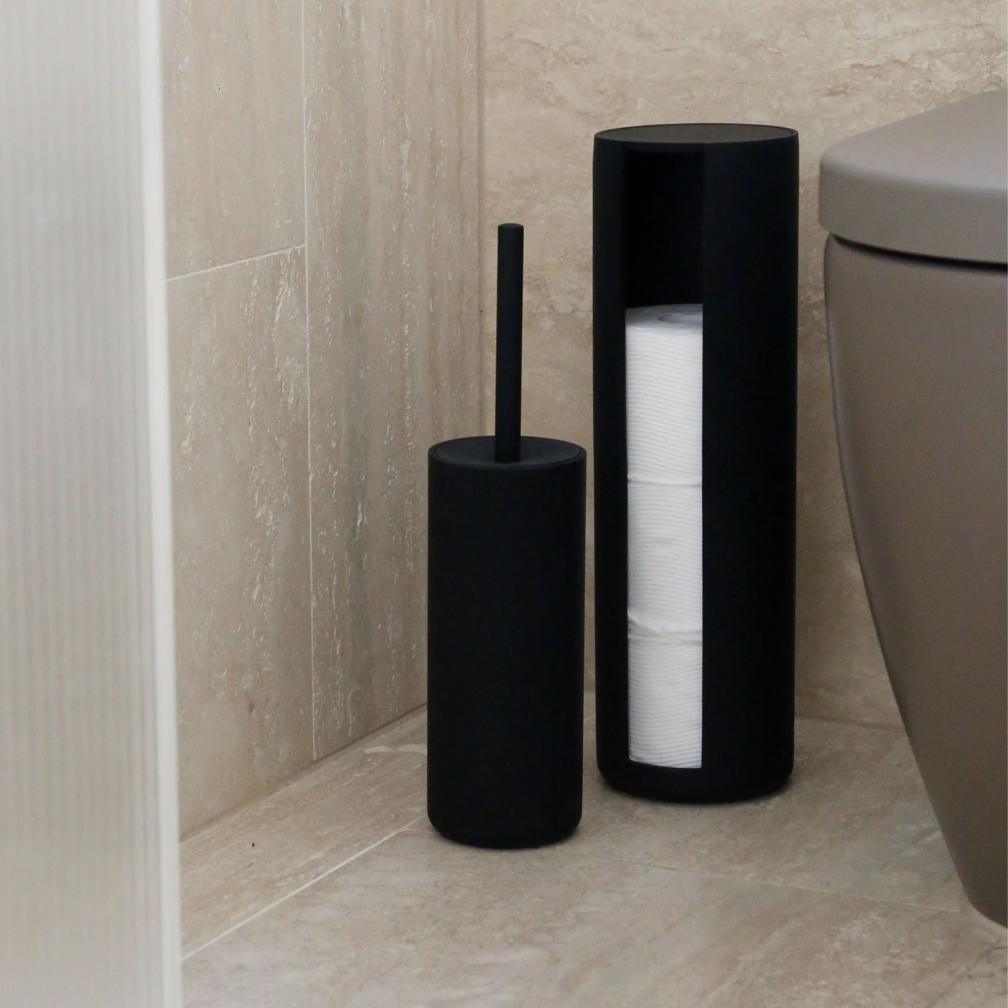 DESIGNSTUFF ARC Toilet Brush, Black - Image 4