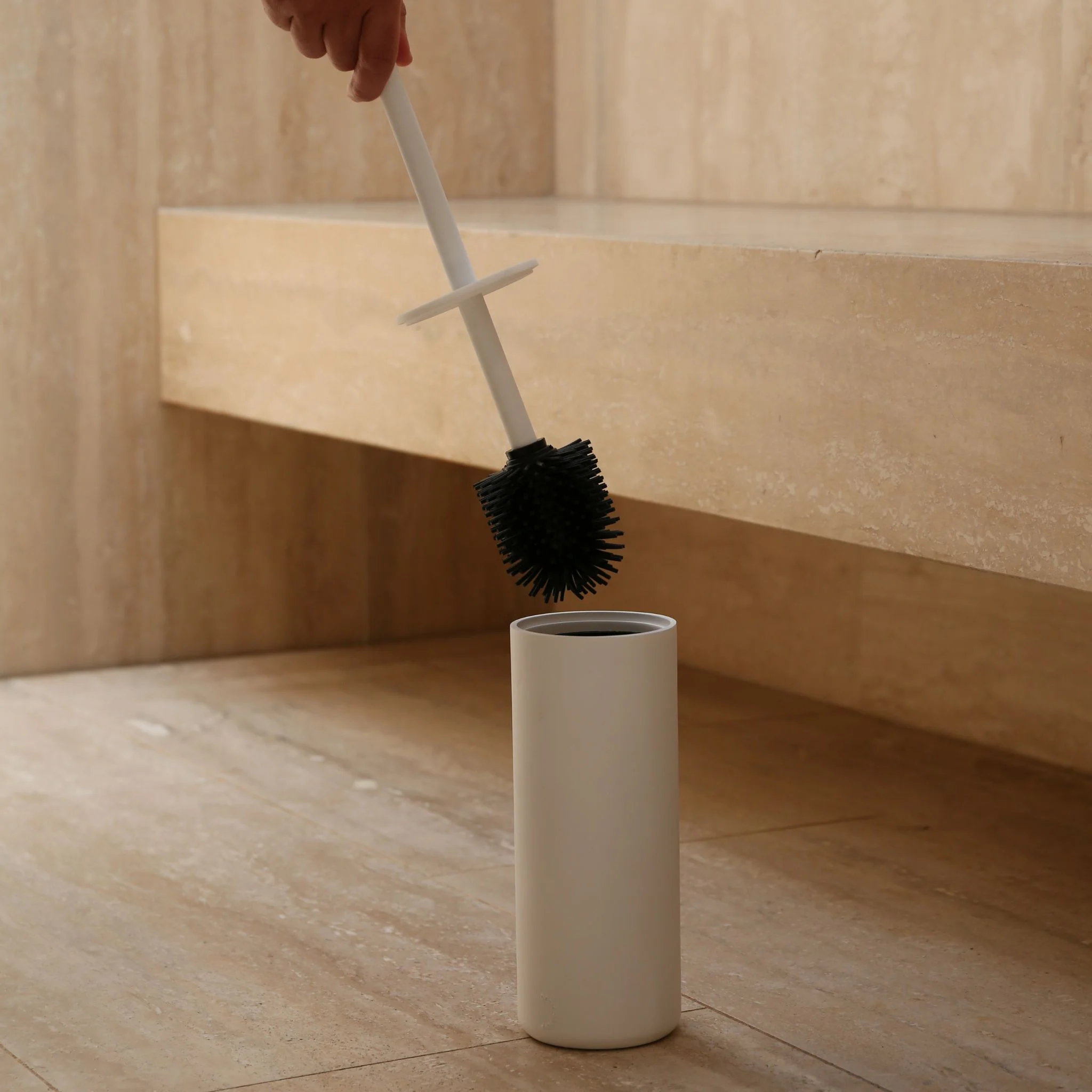 DESIGNSTUFF ARC Toilet Brush, White - Image 3
