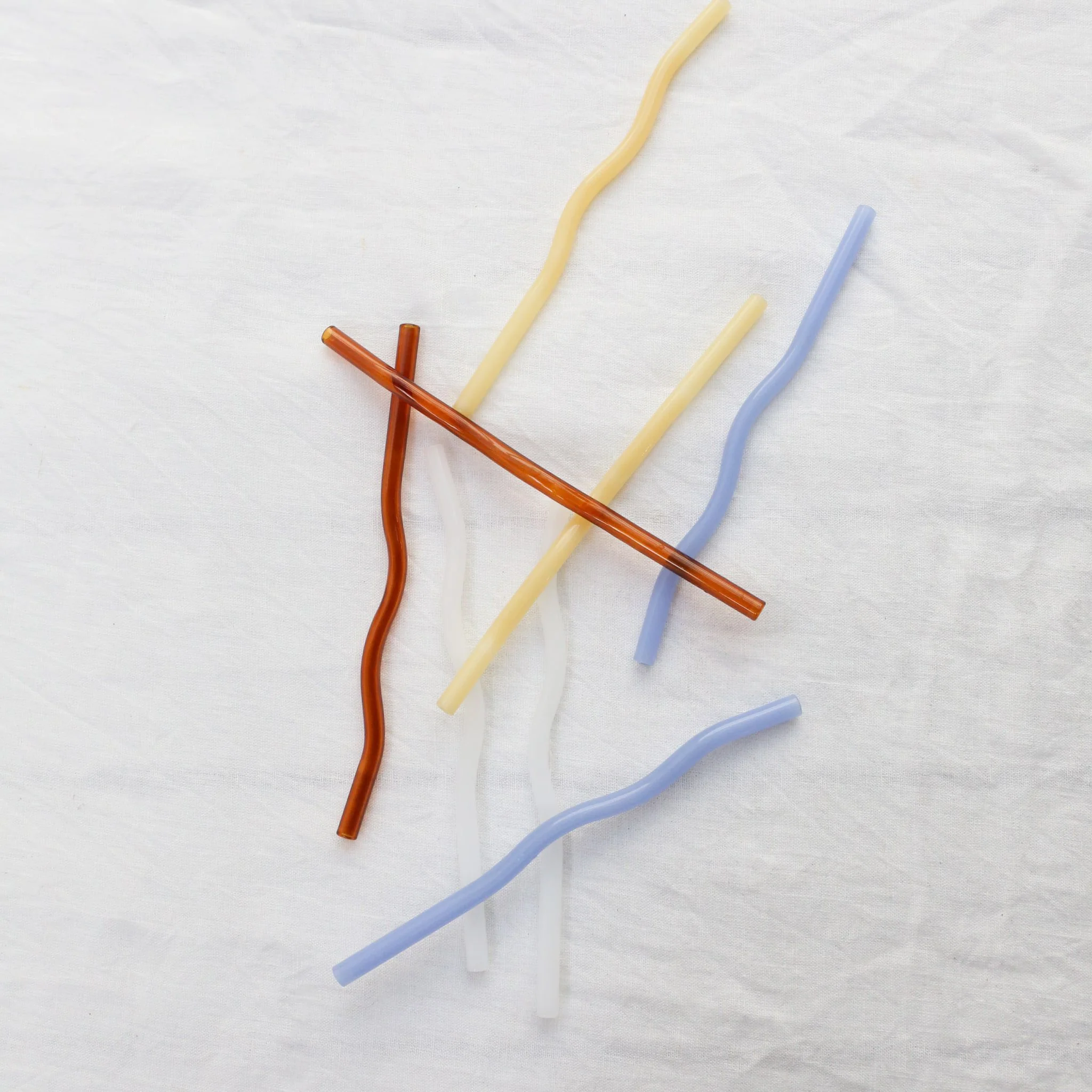 DESIGNSTUFF Curve Glass Straw, Mist (Set of 4) - Image 6