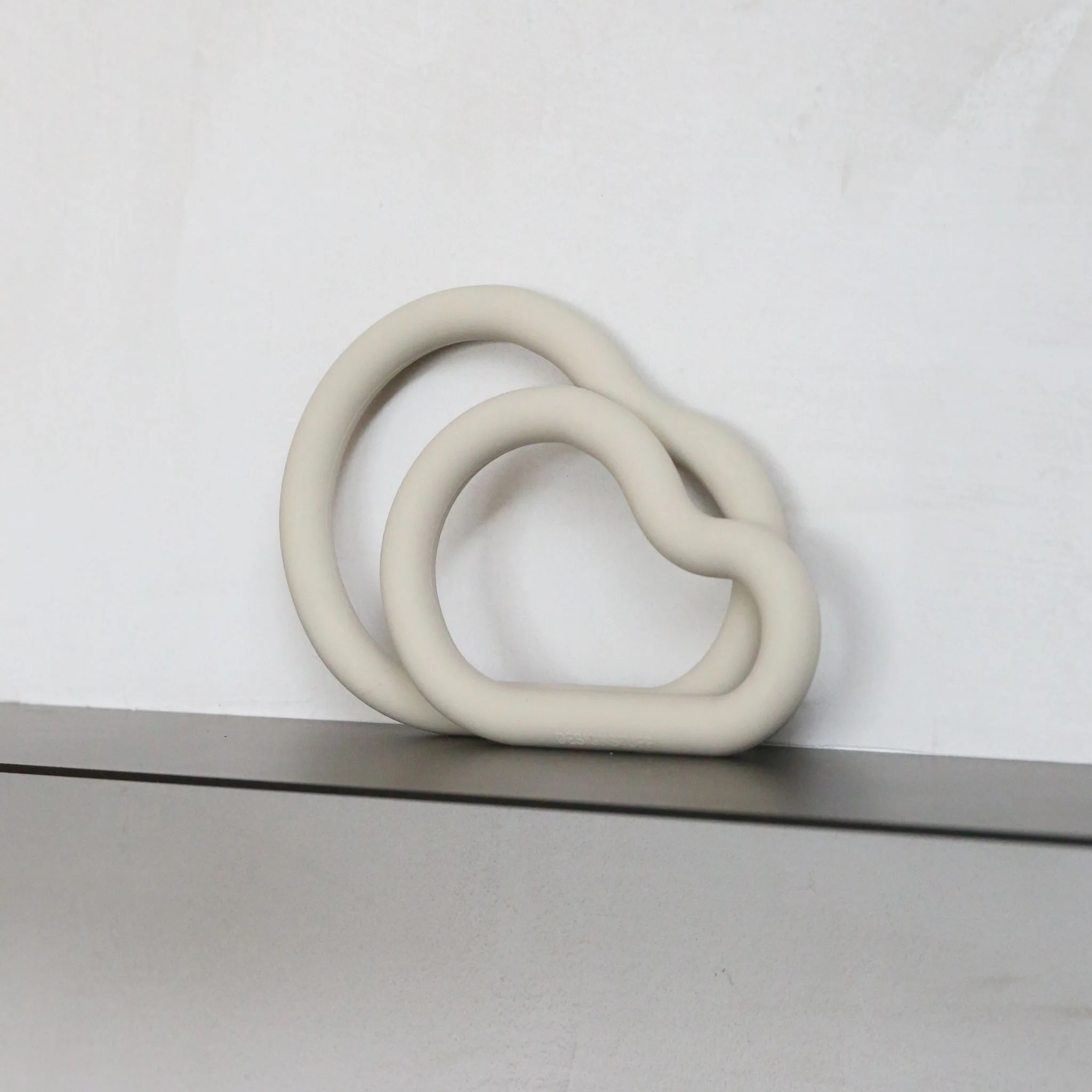 DESIGNSTUFF RUND Curve Silicone Trivet, Sand - Image 5