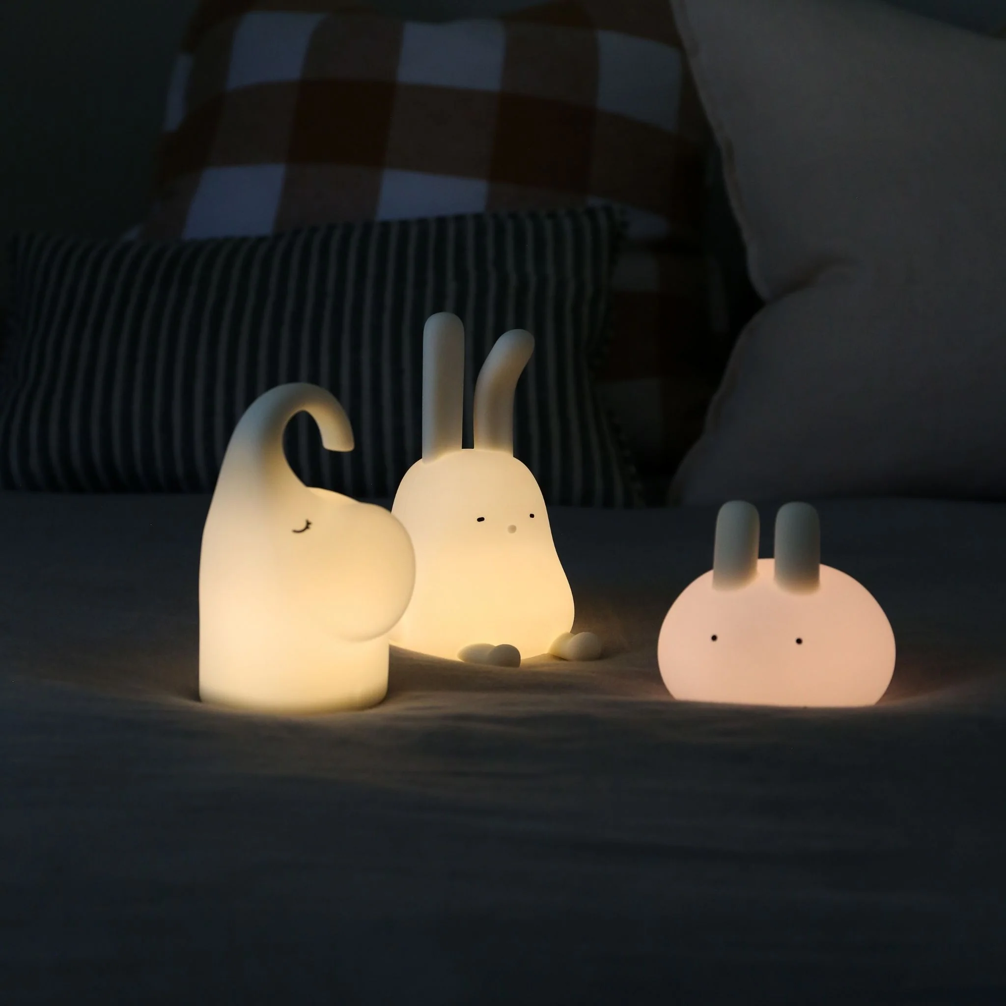 DESIGNSTUFF LUMA Elephant Night Lamp, White - Image 7