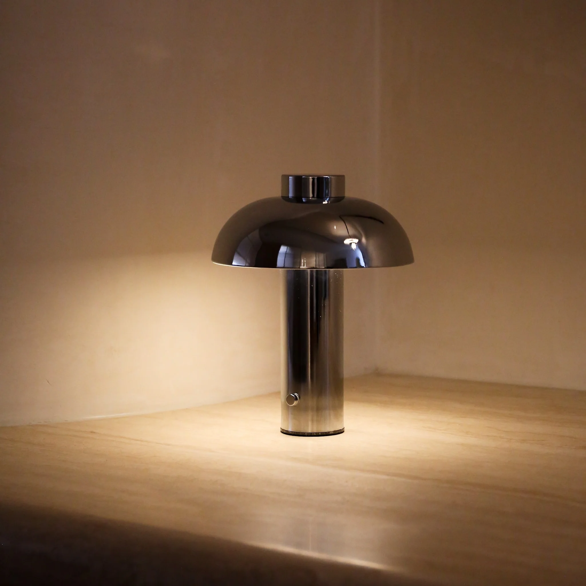 DESIGNSTUFF LUME Elio Pillar Portable Lamp, Chrome/Chrome - Image 3
