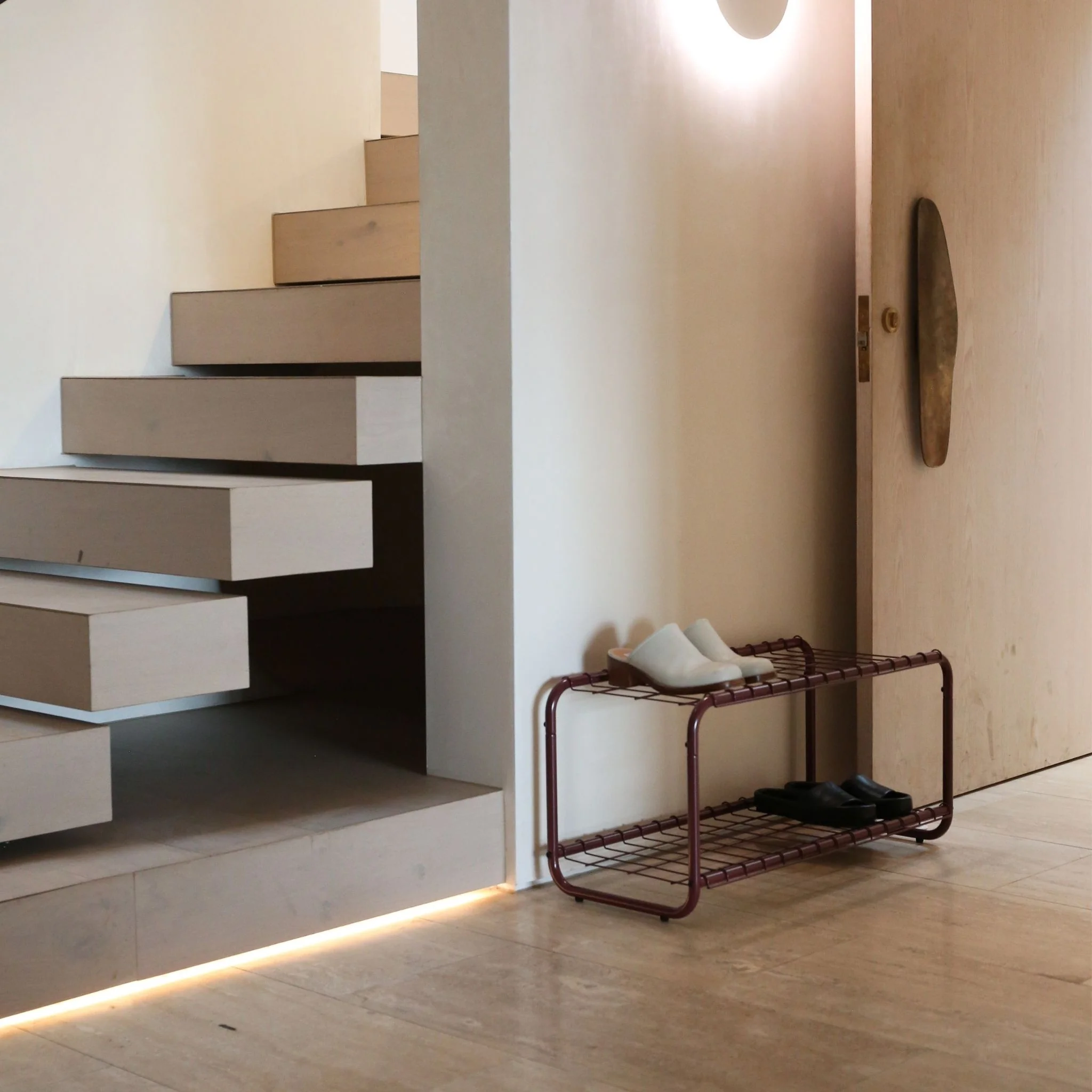 DESIGNSTUFF FORMA Shoe Rack, Burgundy - Image 5