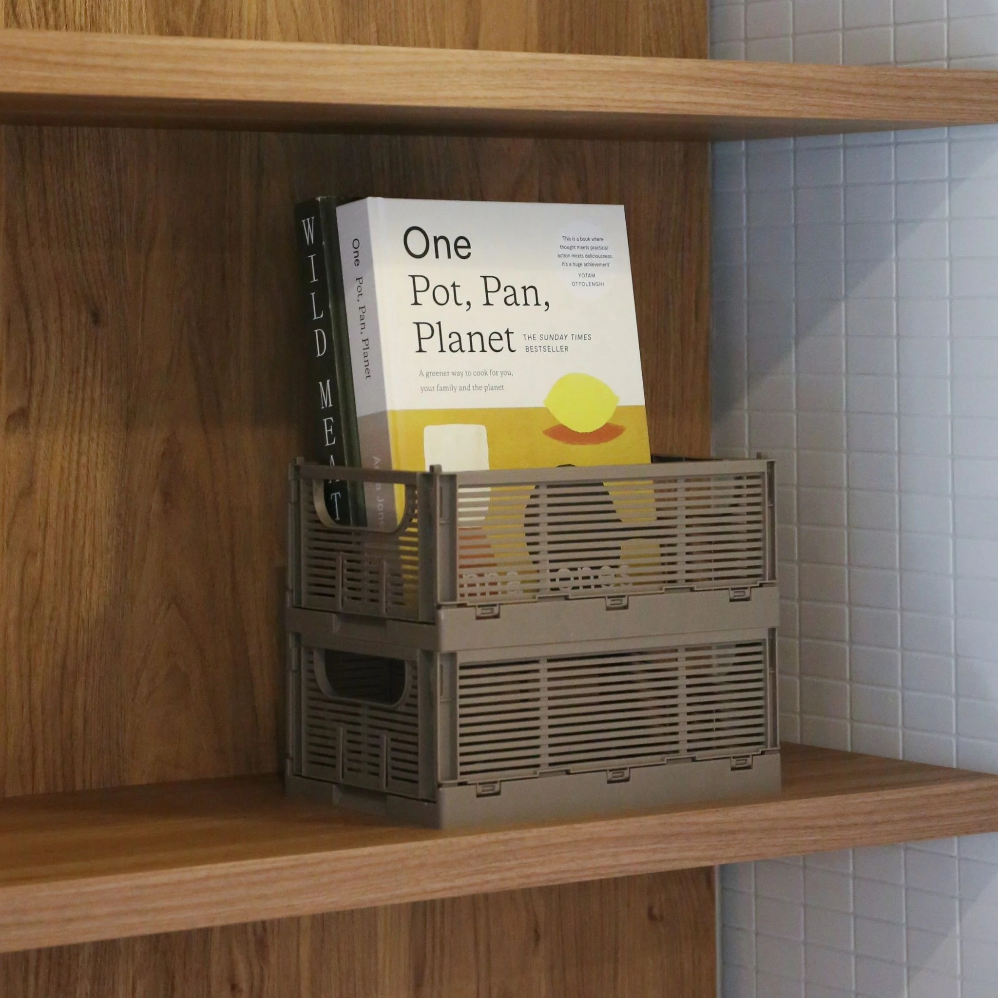 DESIGNSTUFF Linear Collapsible Crate, S, 25x16cm, Taupe (Set of 2) - Image 3