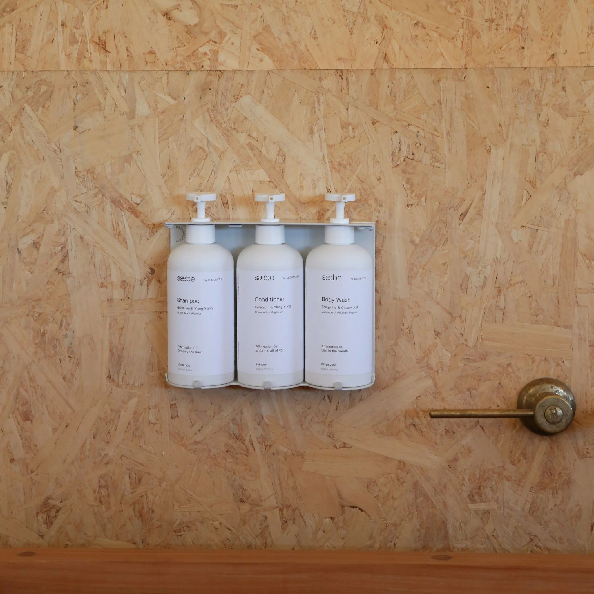 DESIGNSTUFF Lockable Soap Dispenser Holder, Triple 500ml, White - Image 6