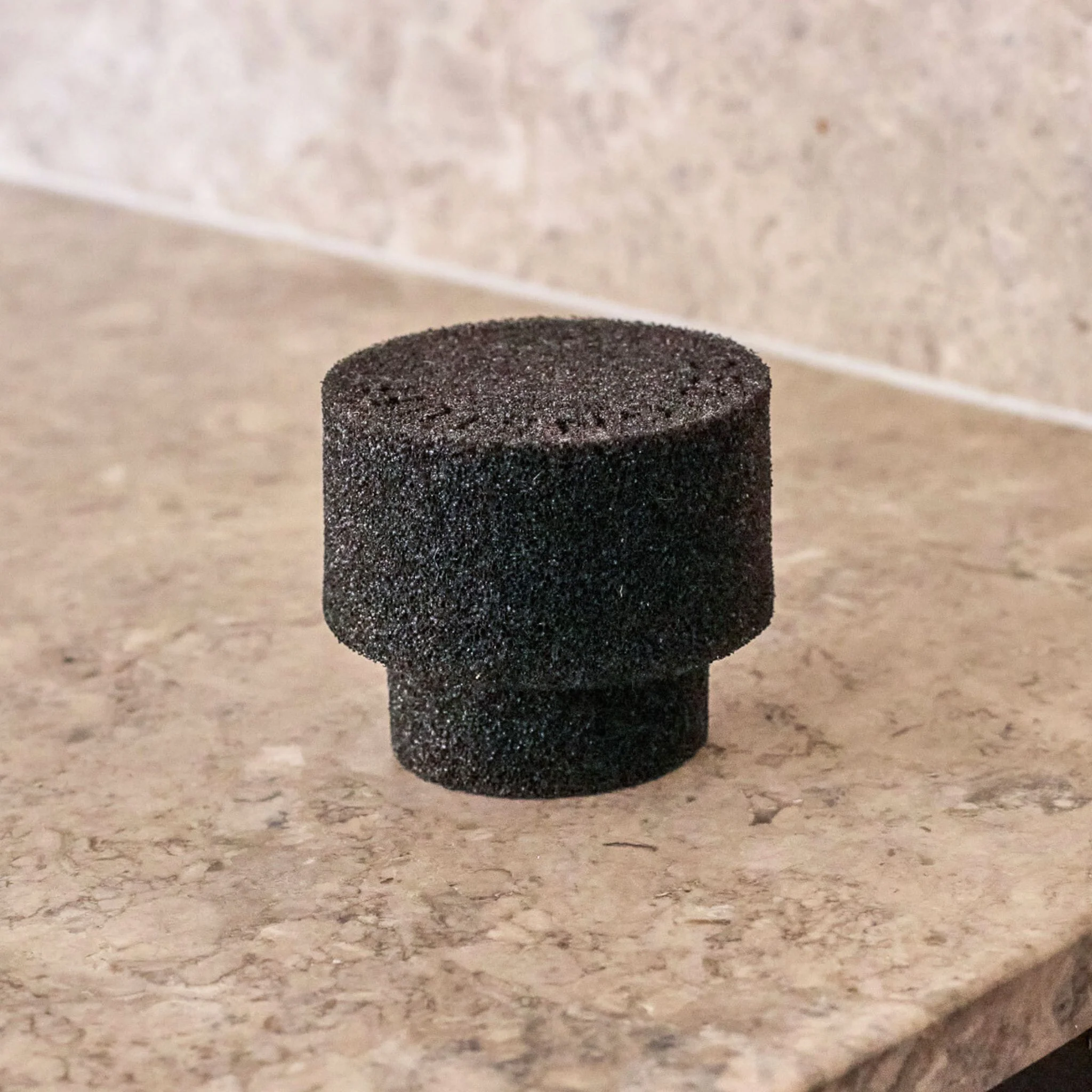 DESIGNSTUFF ETTA Round Silicone Sponge, Black - Image 4
