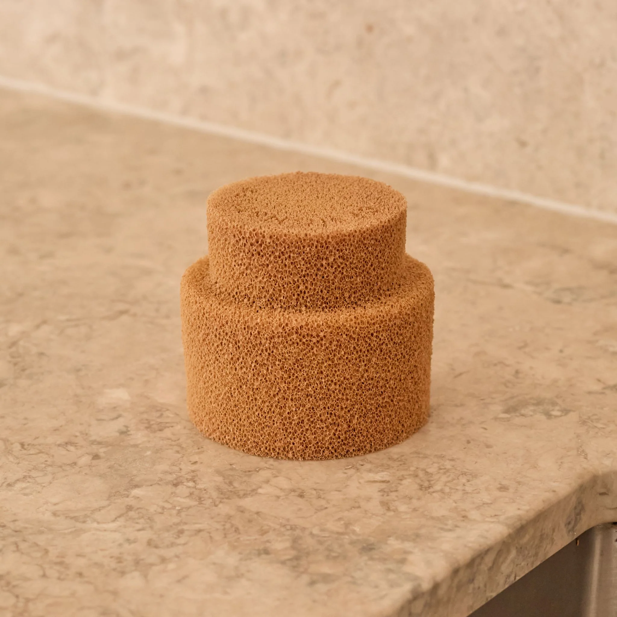 DESIGNSTUFF ETTA Round Silicone Sponge Camel - Image 5