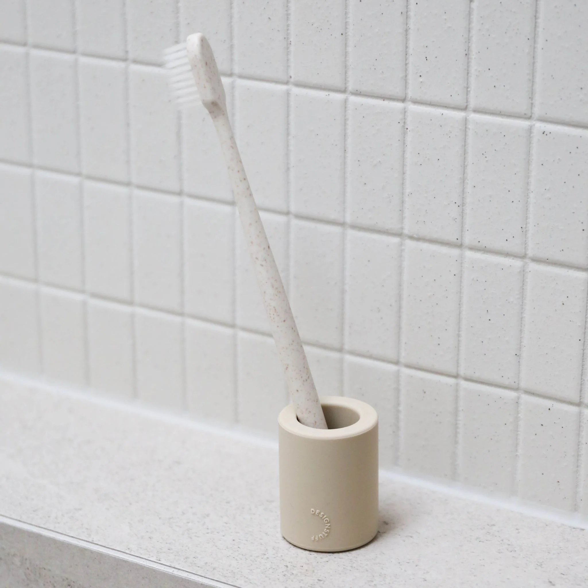 DESIGNSTUFF Toothbrush Holder, Sand - Image 10