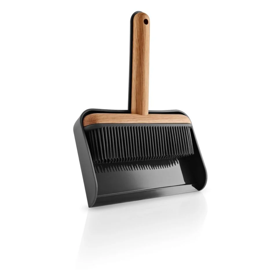 EVA SOLO Dustpan & Brush Set - Image 4