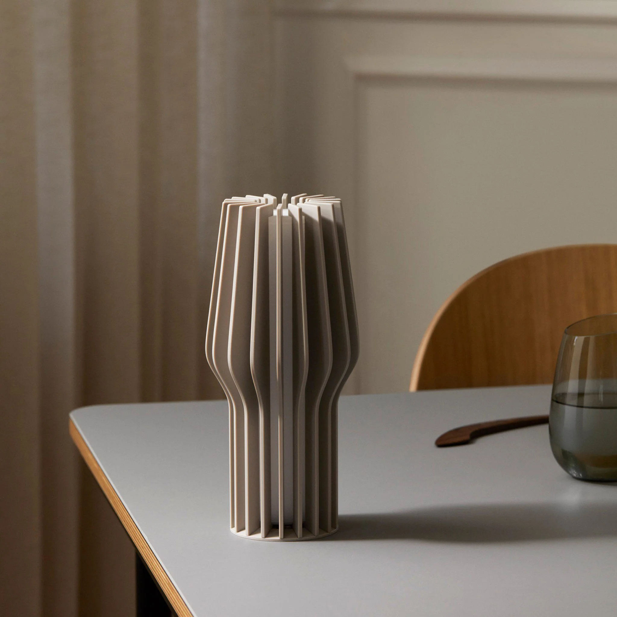 EVA SOLO Radiant Rechargeable Table Lamp, Beige - Image 7