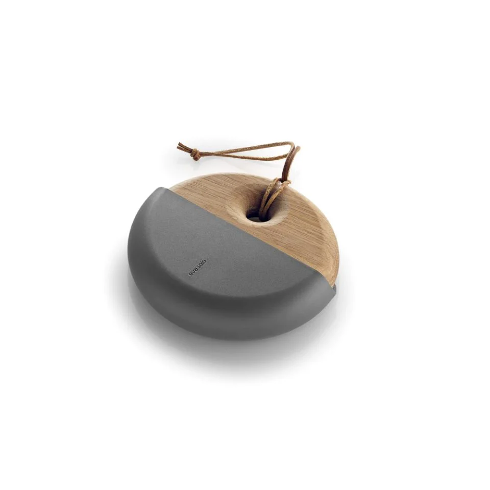 EVA SOLO Sweep Table Dustpan & Brush Set - Image 4