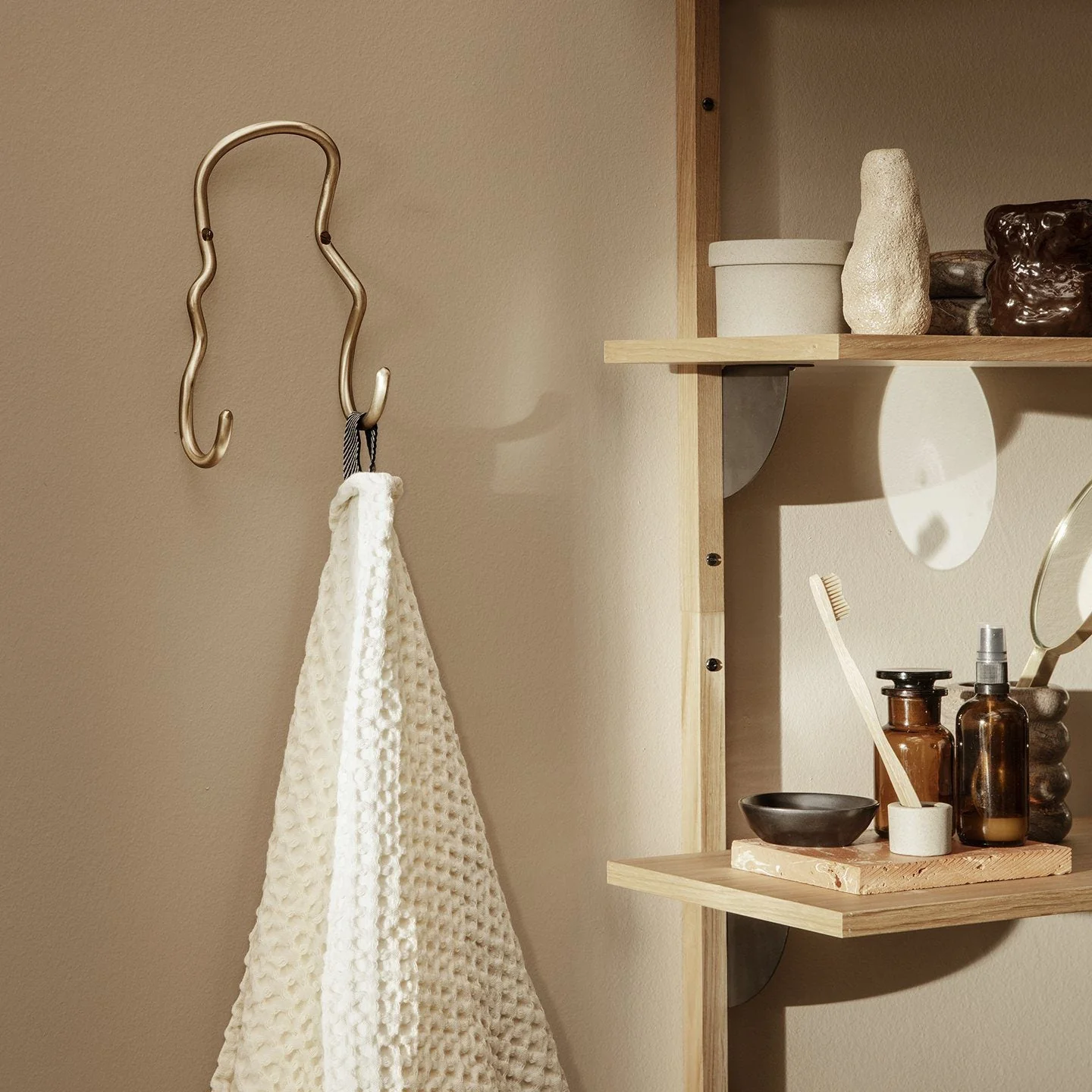 FERM LIVING Curvature Double Hook, Brass - Image 2