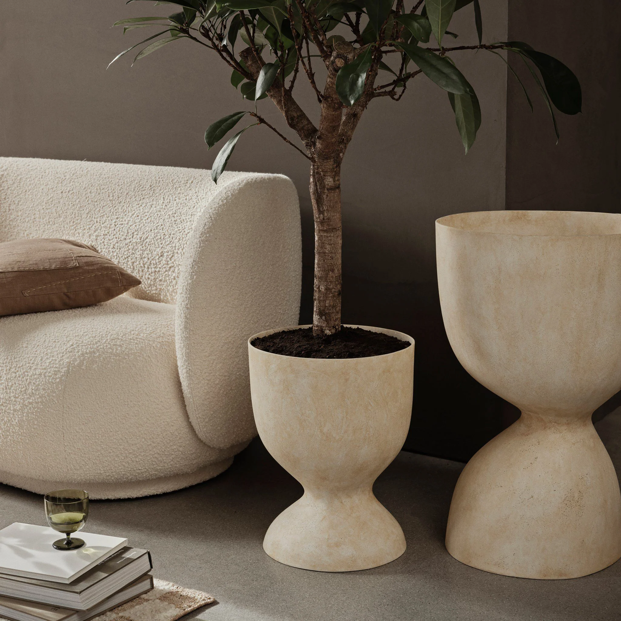FERM LIVING Evoke Pot, Warm Sand, H45cm - Image 2