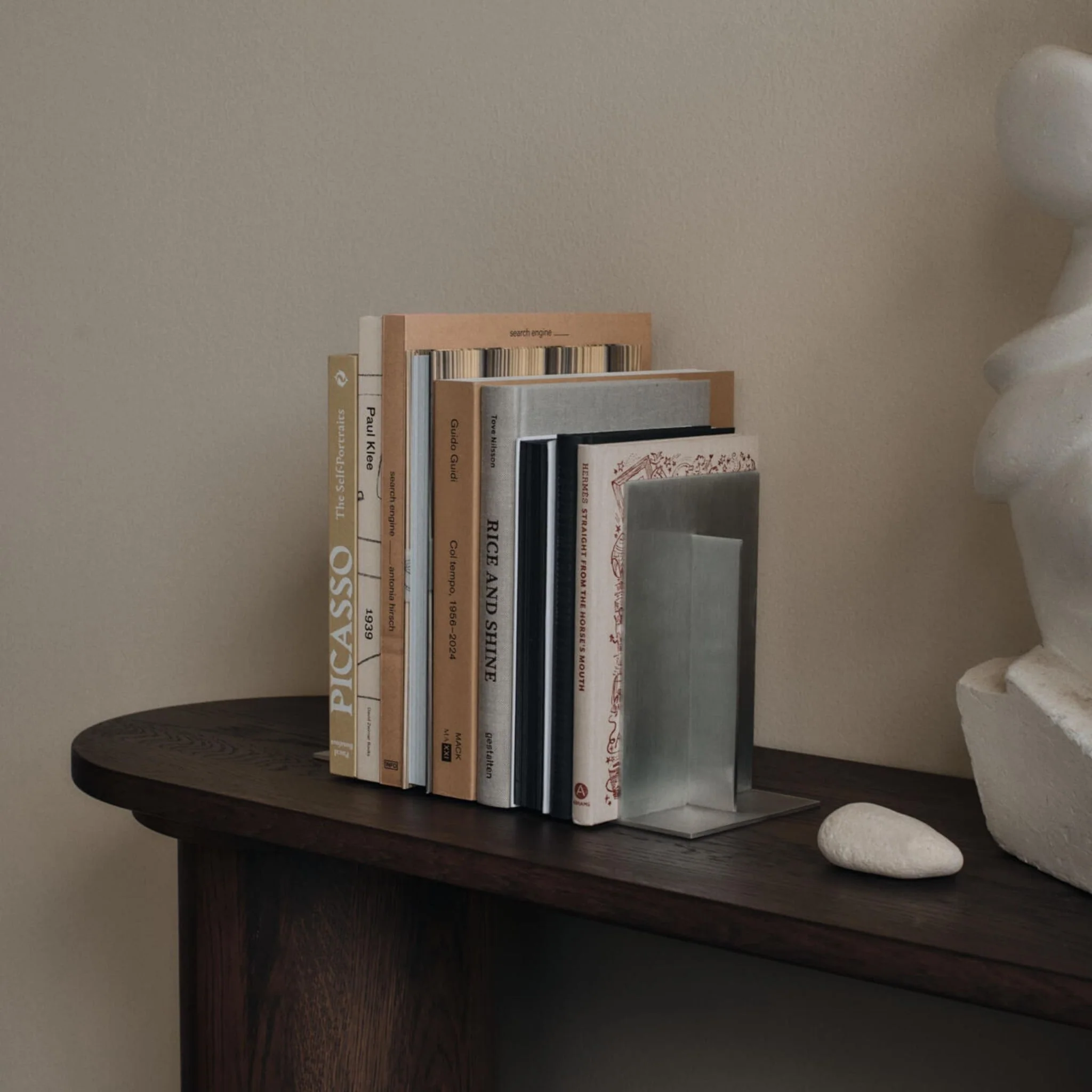 FERM LIVING Lager Bookends, Aluminium (Set of 2) - Image 2