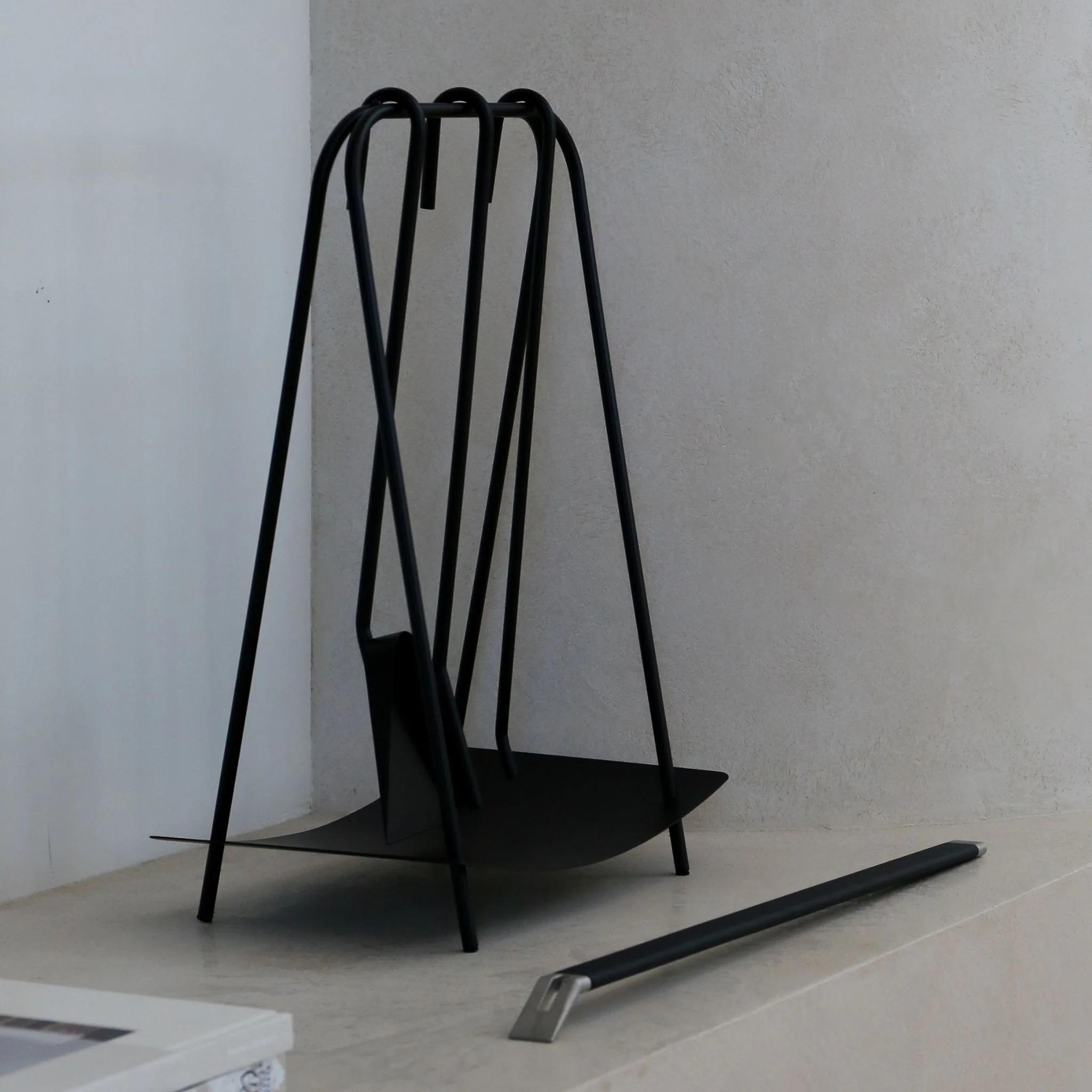 FERM LIVING Port Fireplace Tools, Black - Image 4