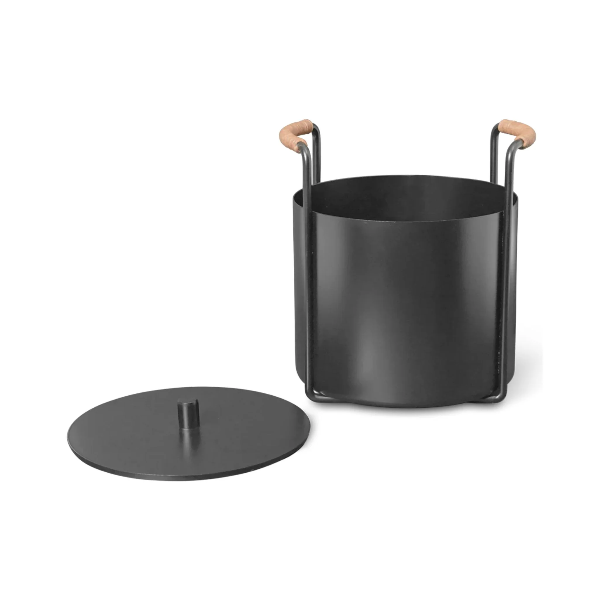 FERM LIVING Port Kindling & Ash Bucket, Black - Image 4