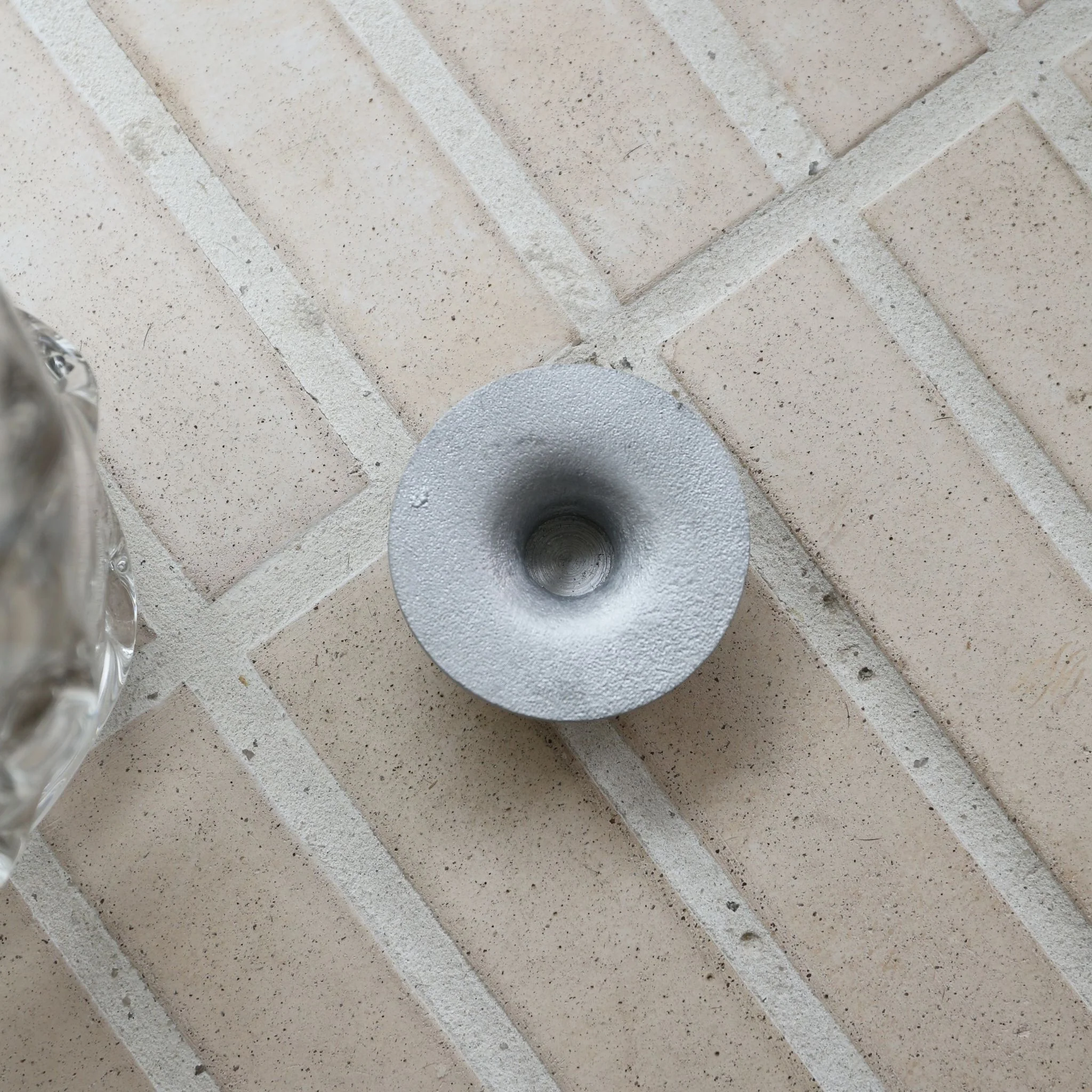 FERM LIVING Soothe Candle Holder, Aluminium - Image 4