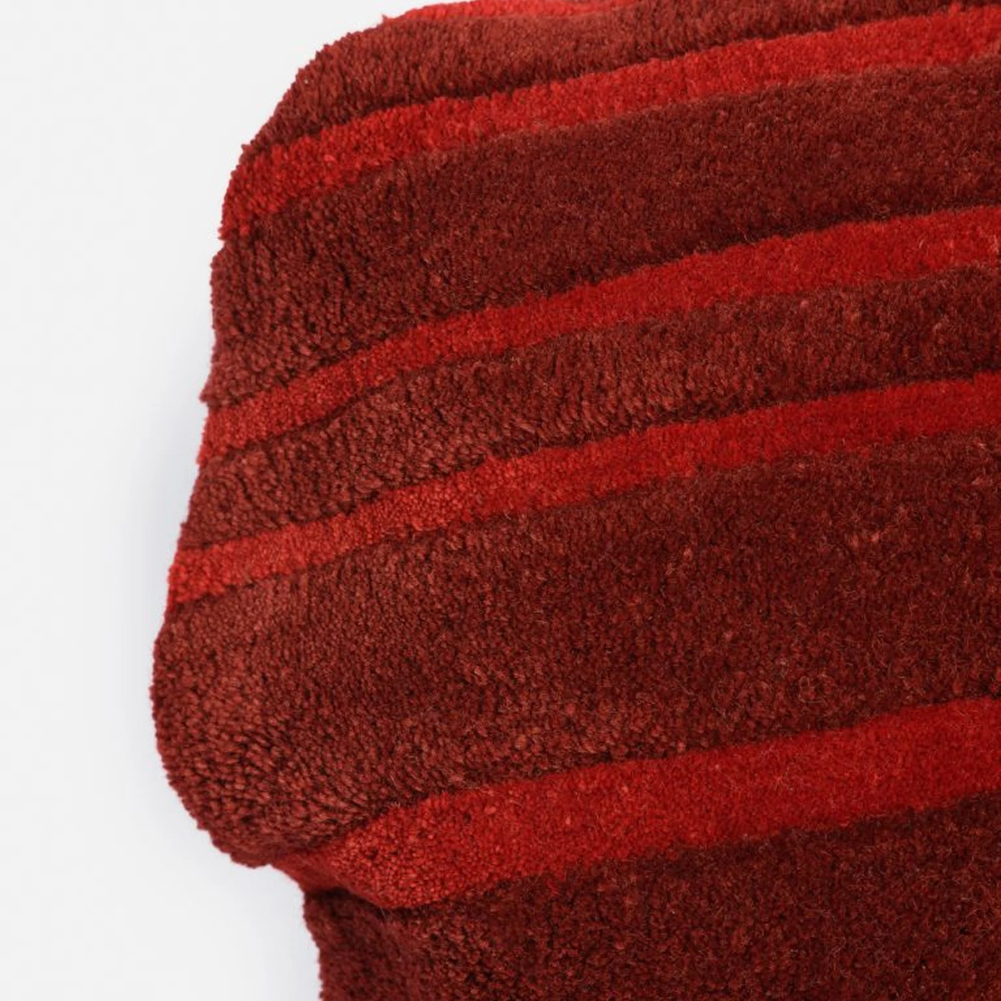 HAUS ÜGER Bonbon Cushion, 42x40cm, Red - Image 3