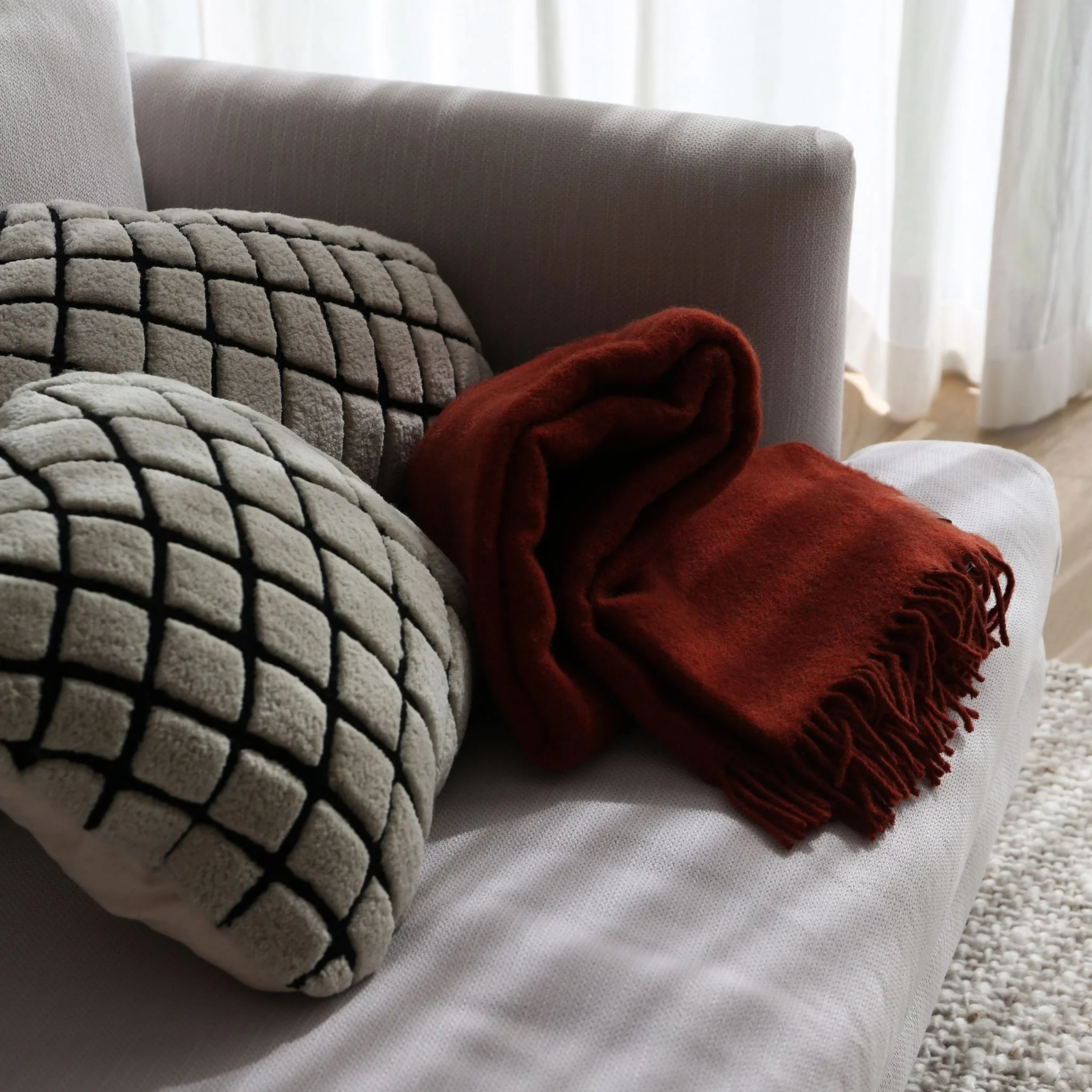 HAUS ÜGER Grid Cushion, 42x40cm, Off-White - Image 4
