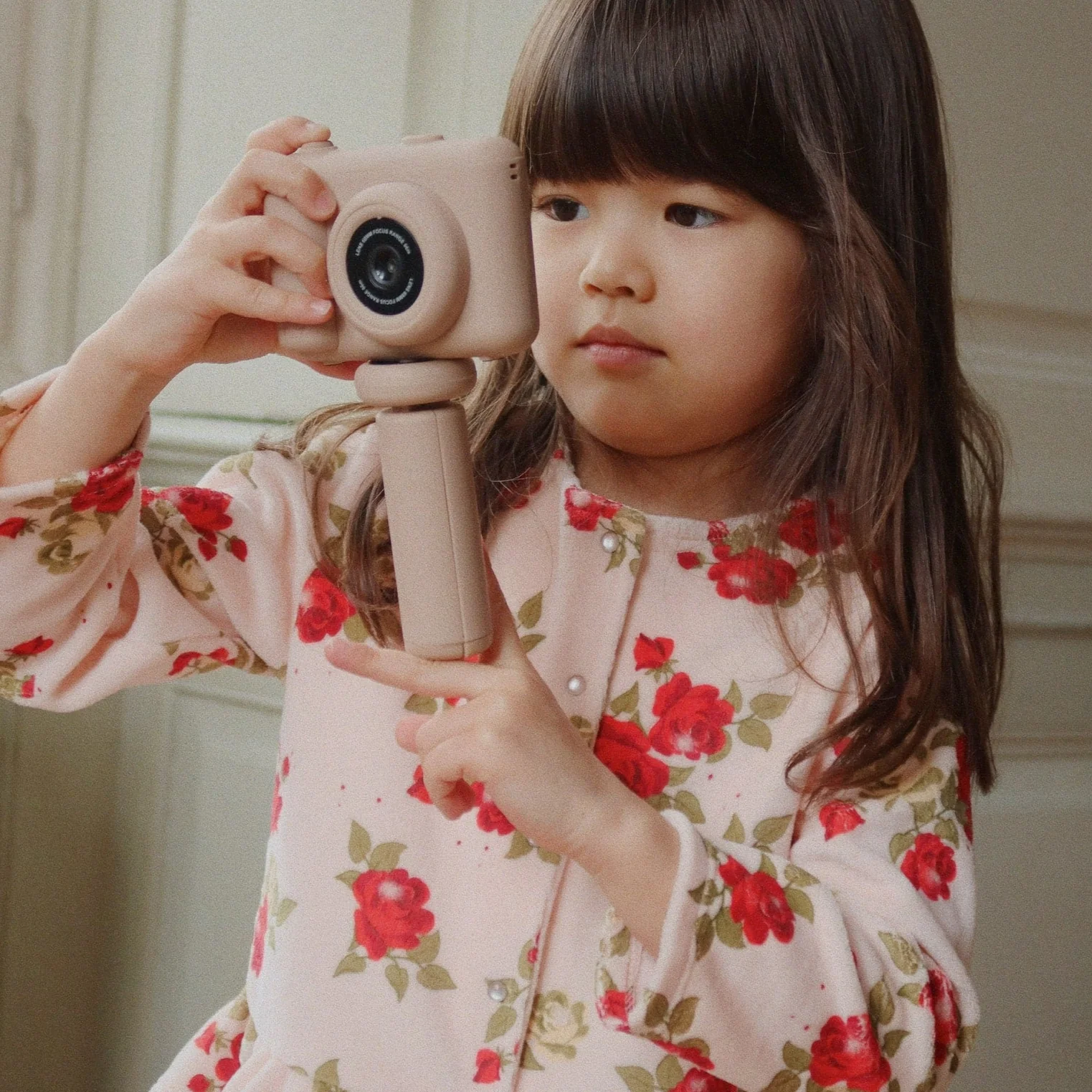 KONGES SLØJD My First Camera, Cherry - Image 2