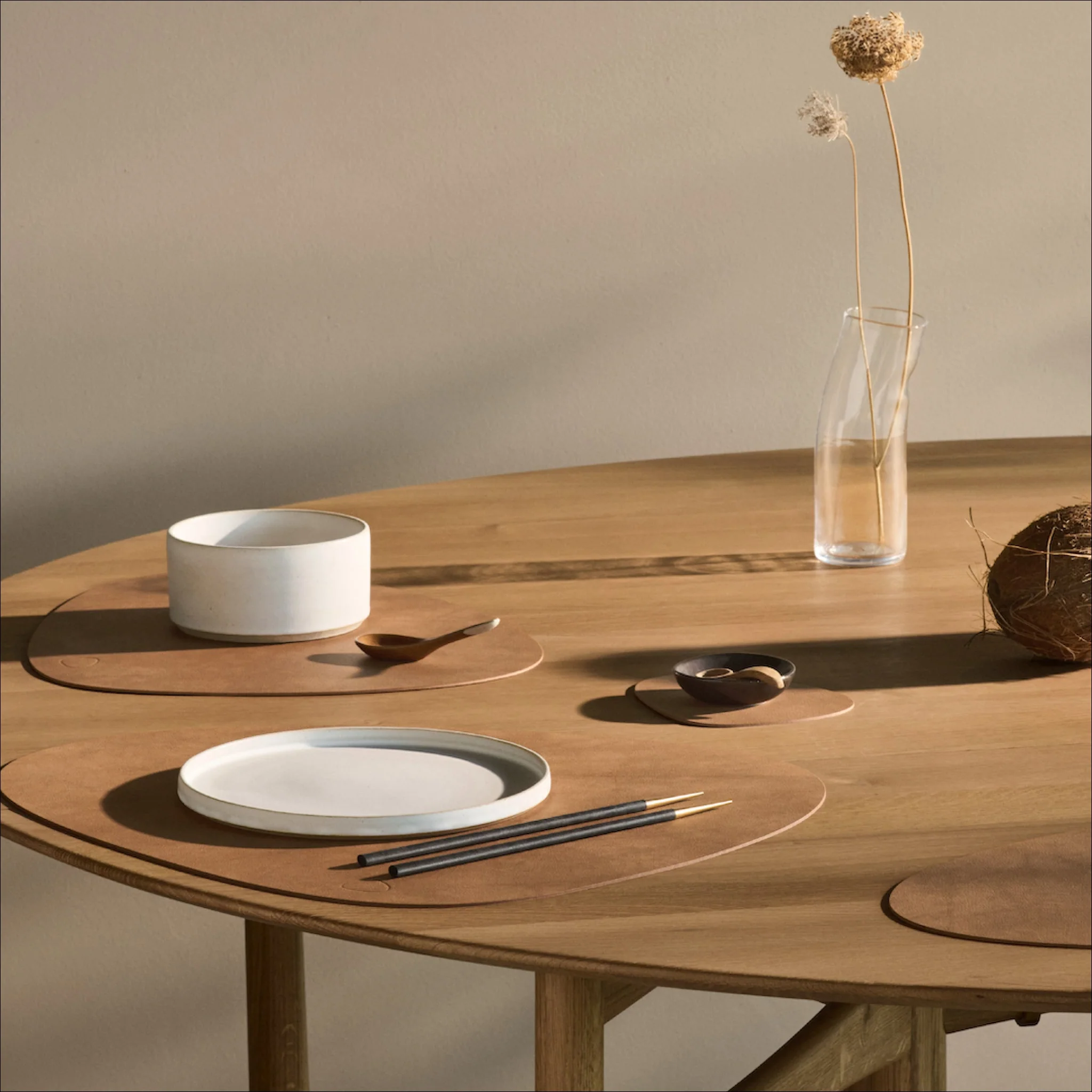 LIND DNA Nupo Curve Table Placemat L, Nature - Image 7