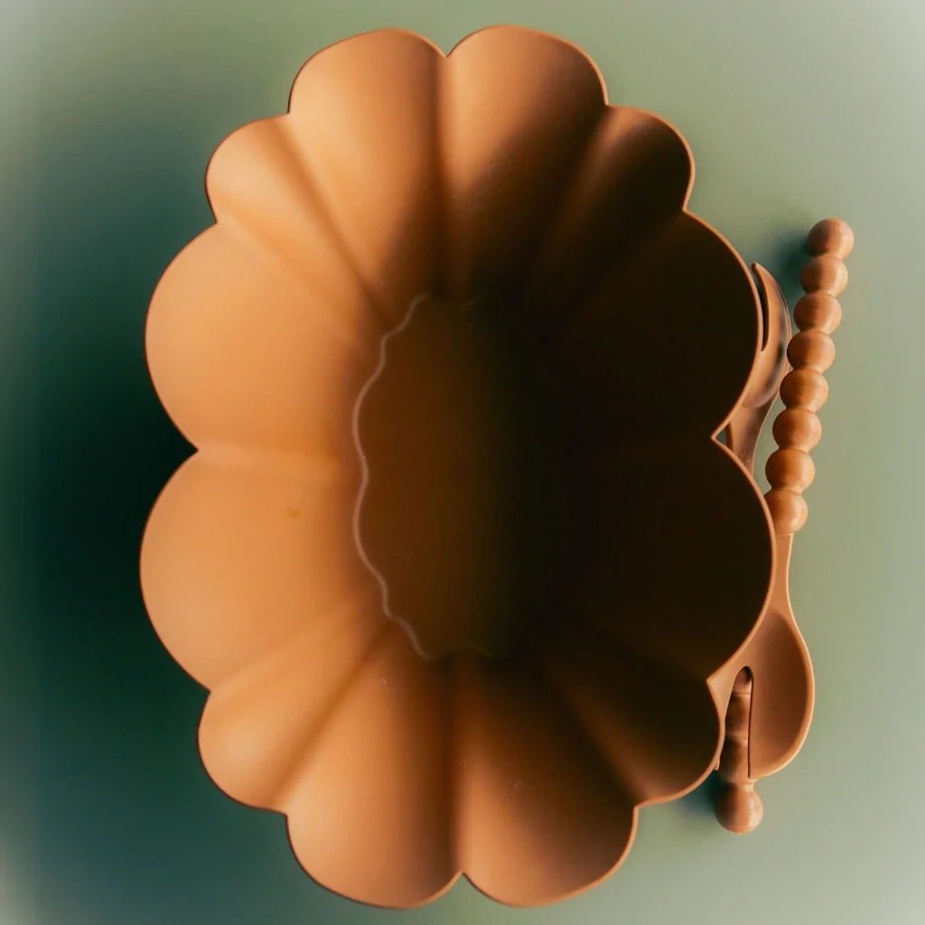 MAISON BALZAC Cloud Serving Basket/Bowl, Caramel - Image 3