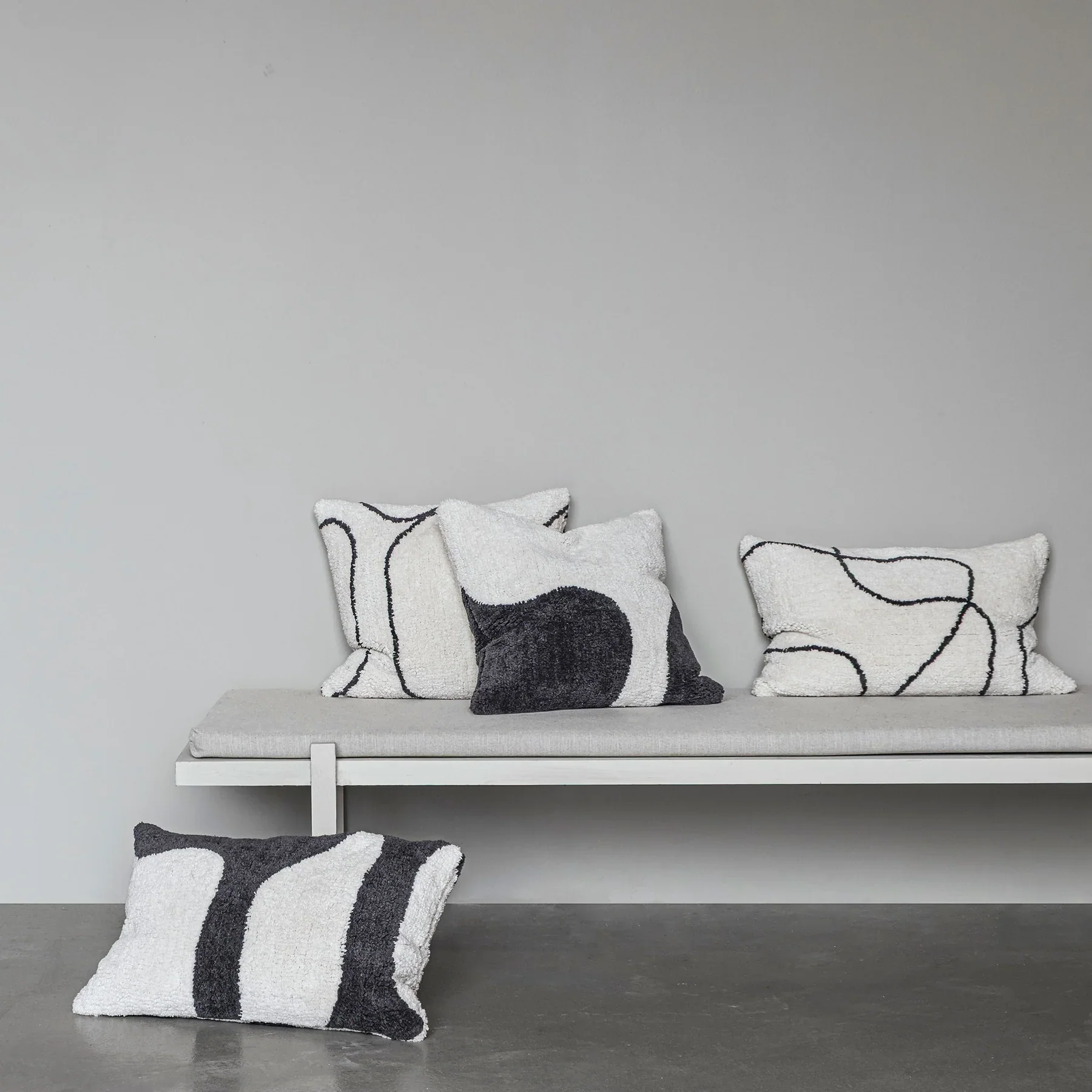 METTE DITMER FIGURA Tufted Cushion Cover 50x50cm, Off-white - Image 4