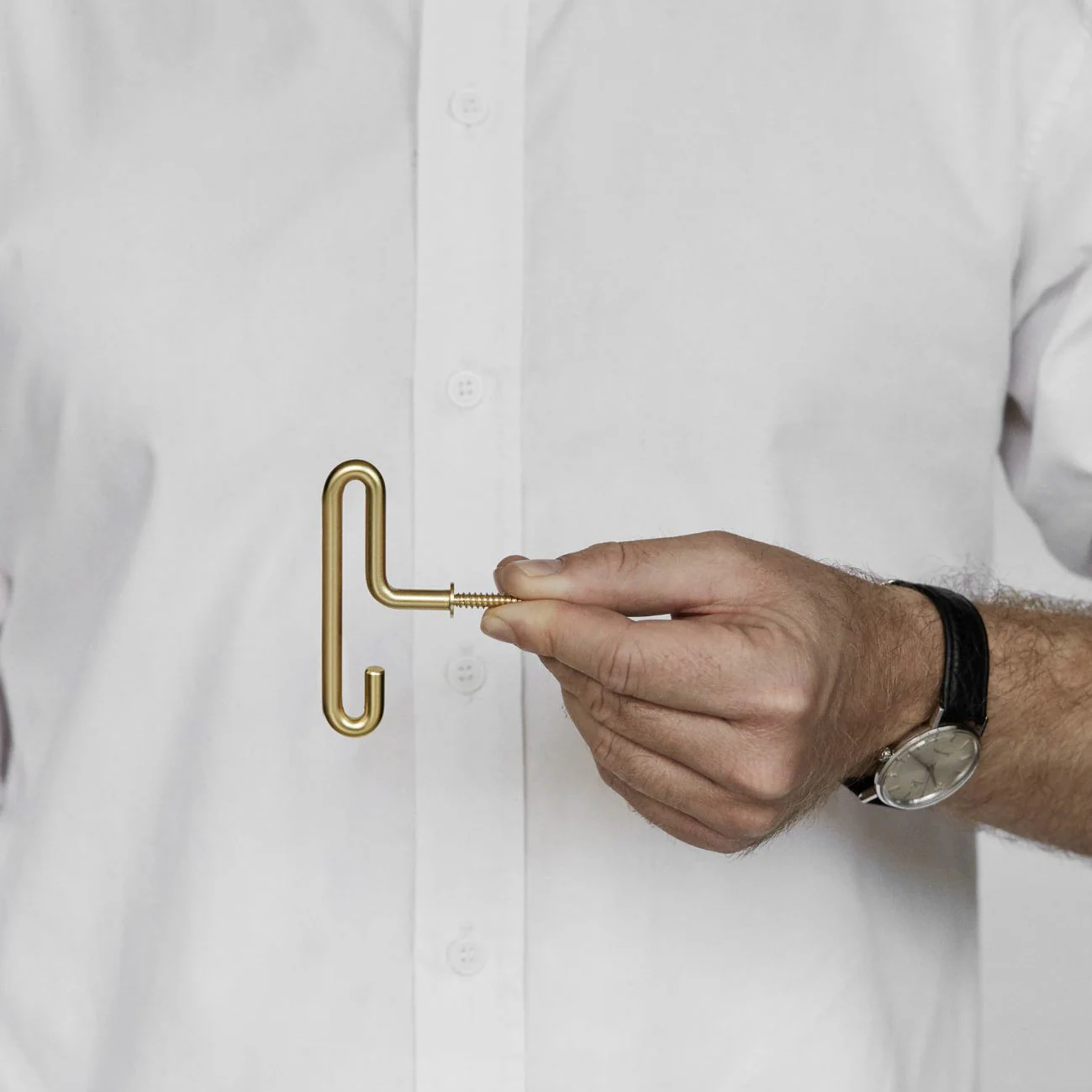 MOEBE Wall Hook Matt Gold, Small (Set of 2) - Image 5