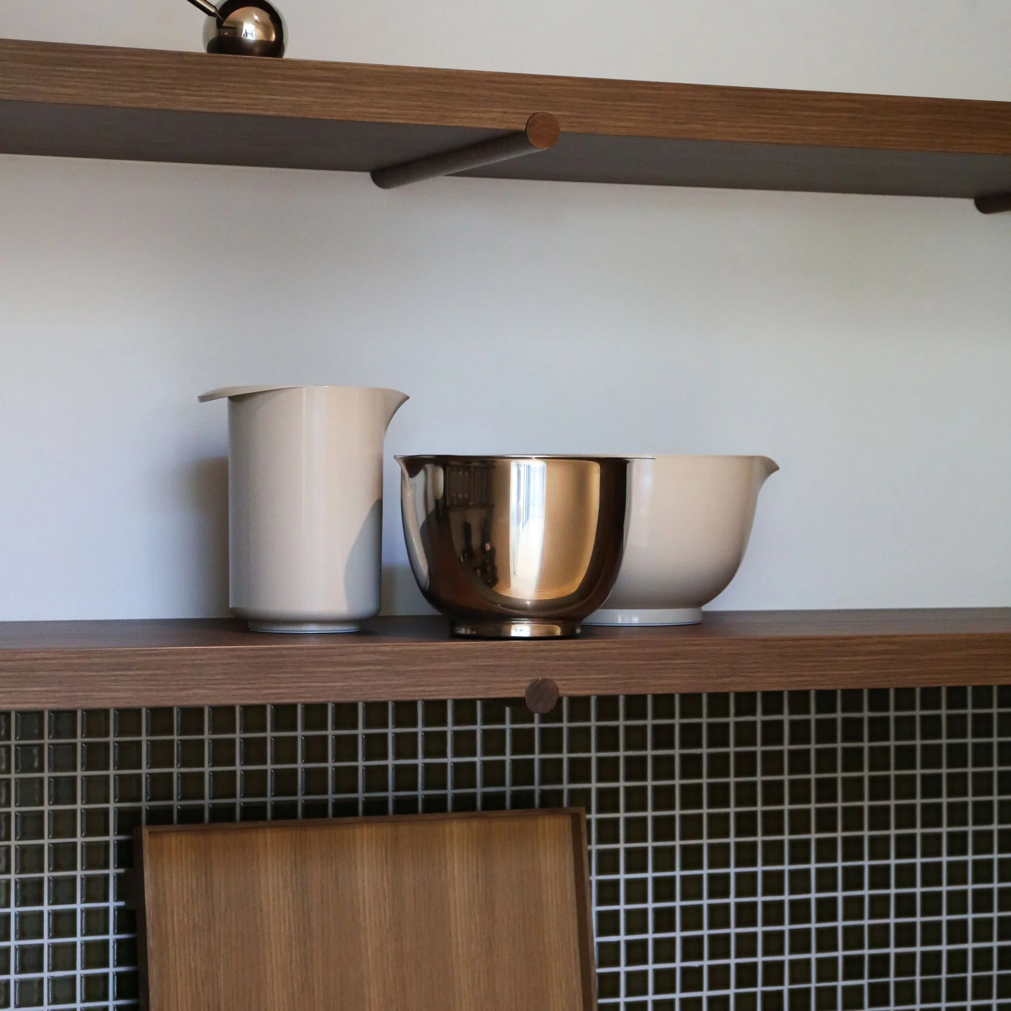 ROSTI Classic Mixing Jug 1.25 L, Humus - Image 3