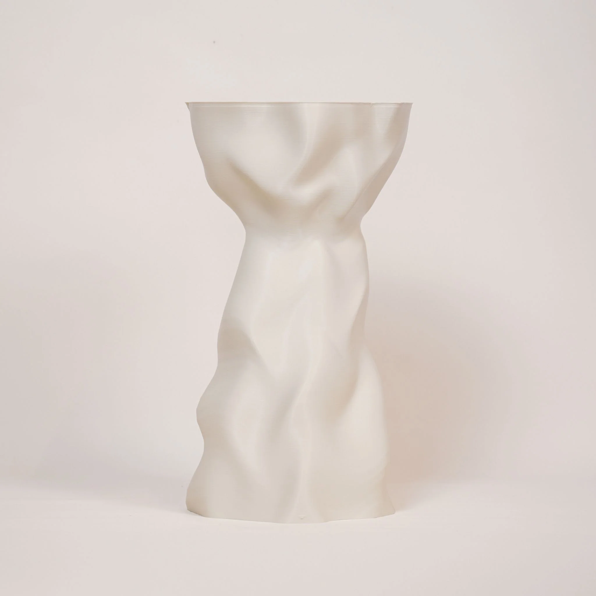 SPECIAL STUDIO Noise Side Table, Eggshell Matte - Image 3