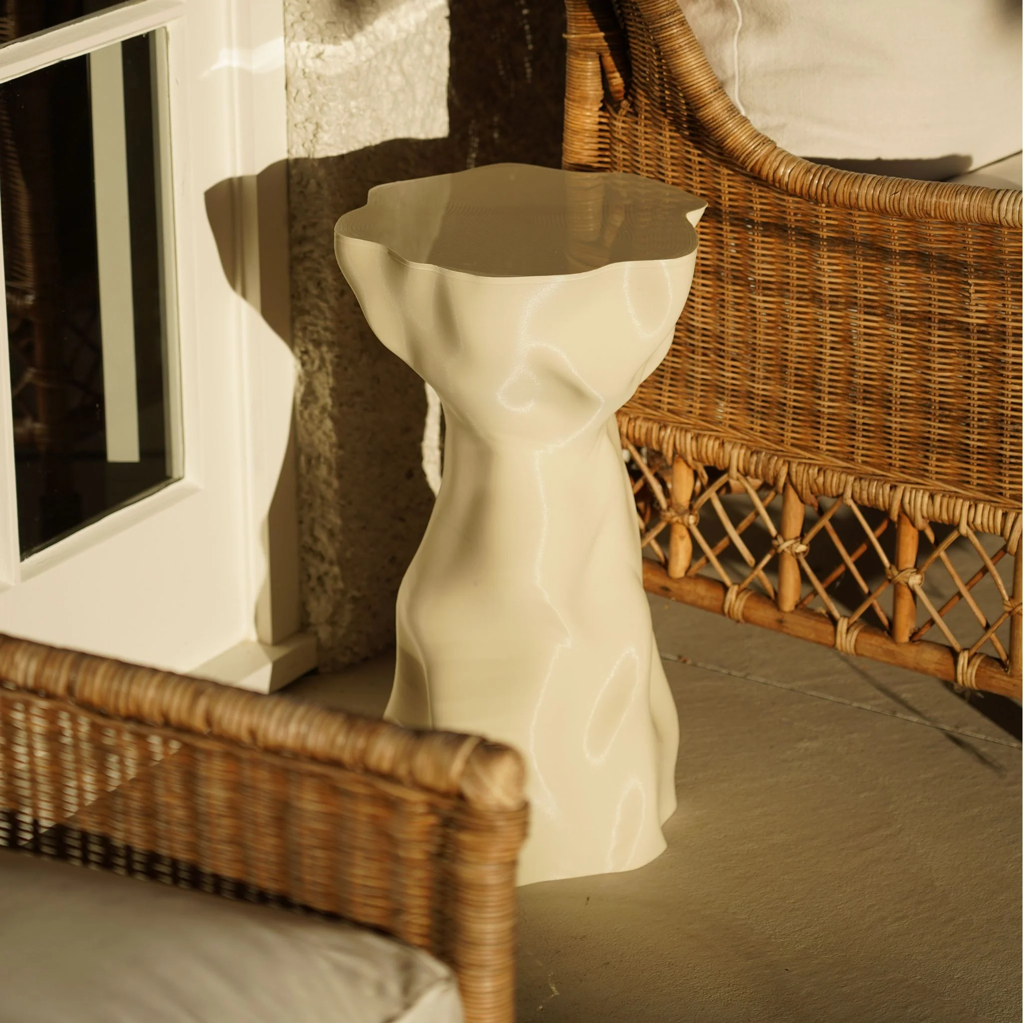 SPECIAL STUDIO Noise Side Table, Eggshell Matte - Image 7