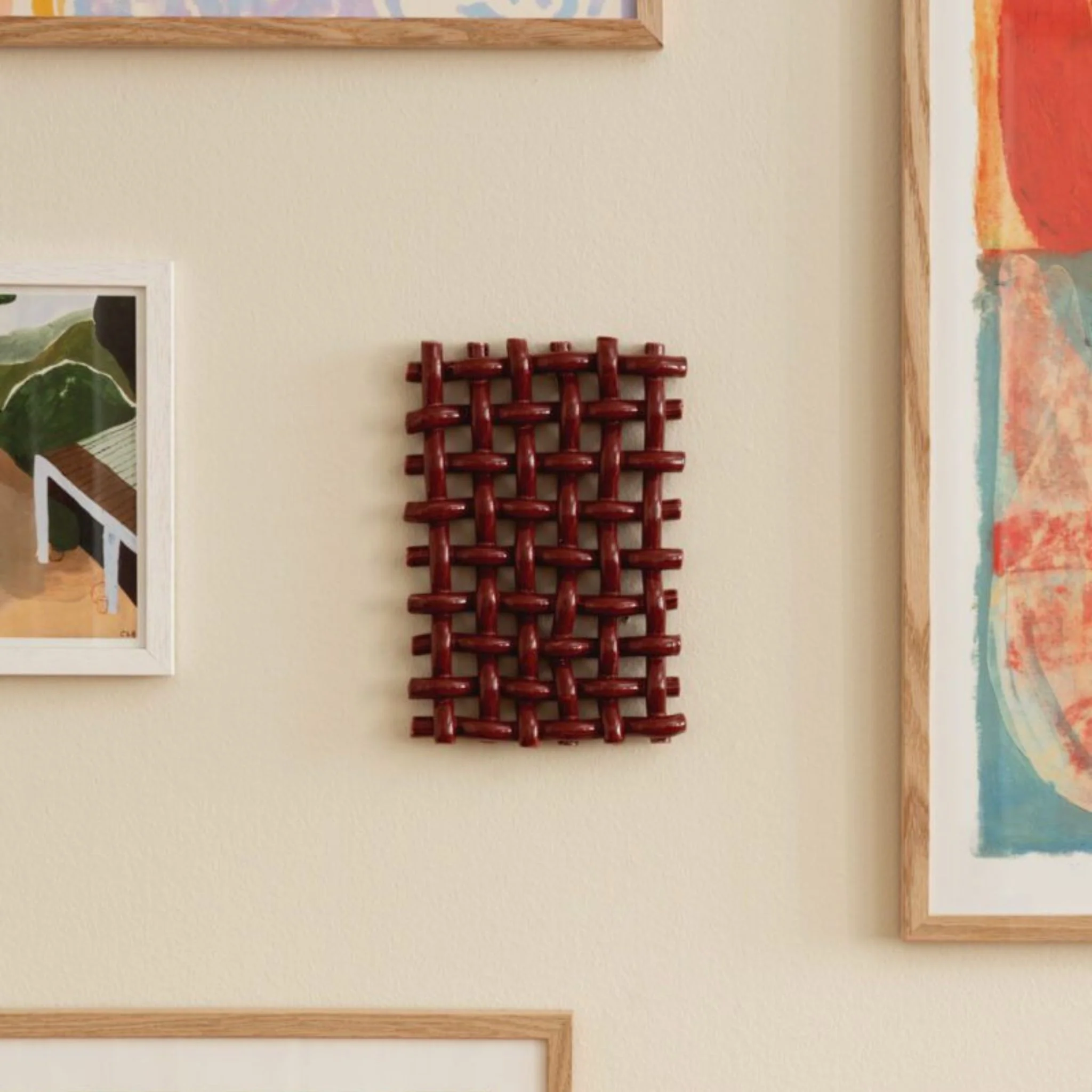 THE POSTER CLUB Interlace #03 Wall Object, 22x15cm, Bordeaux - Image 2