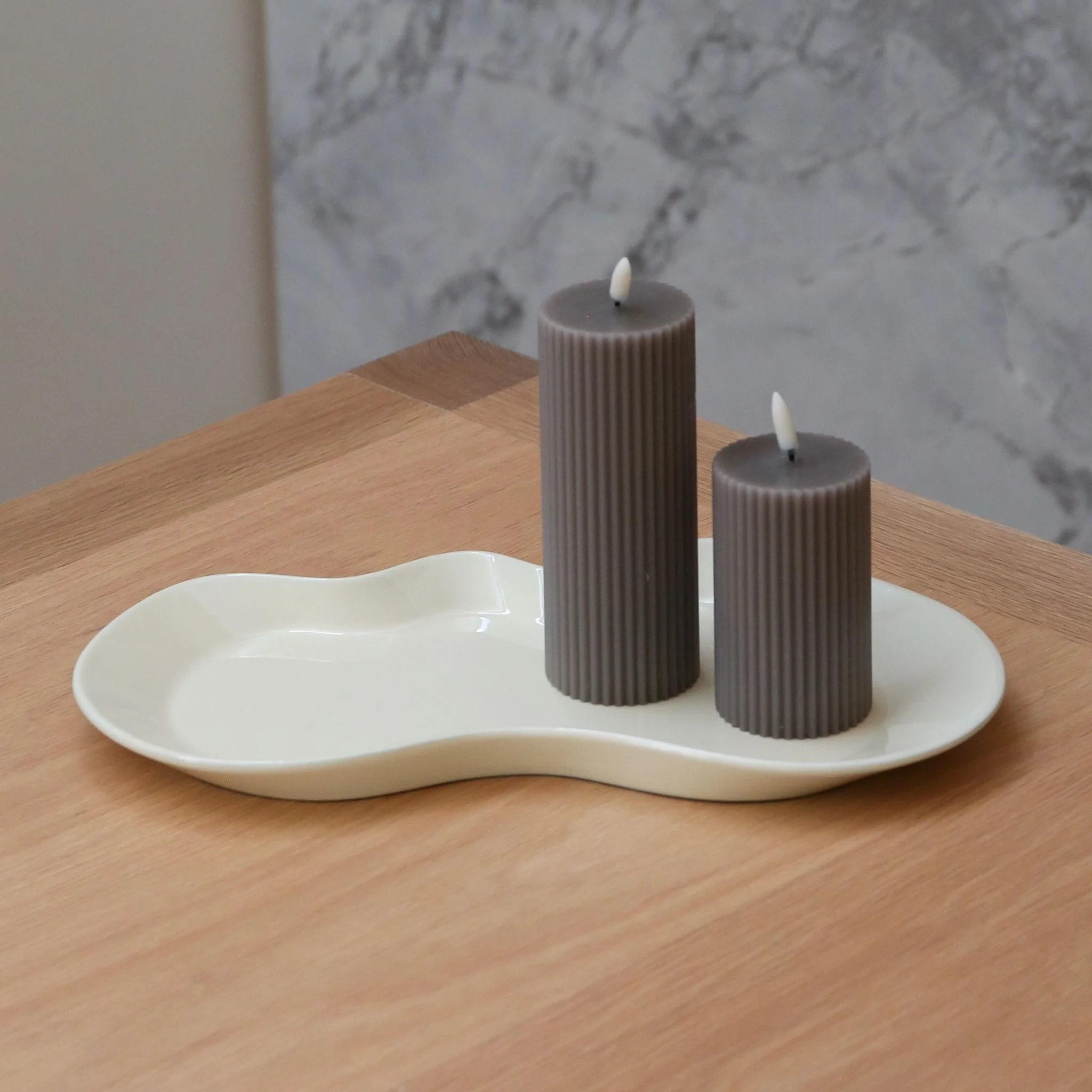 UYUNI Flameless Pillar Candle, Medium H15.2cm, Sandstone Ribbed Wax - Image 4