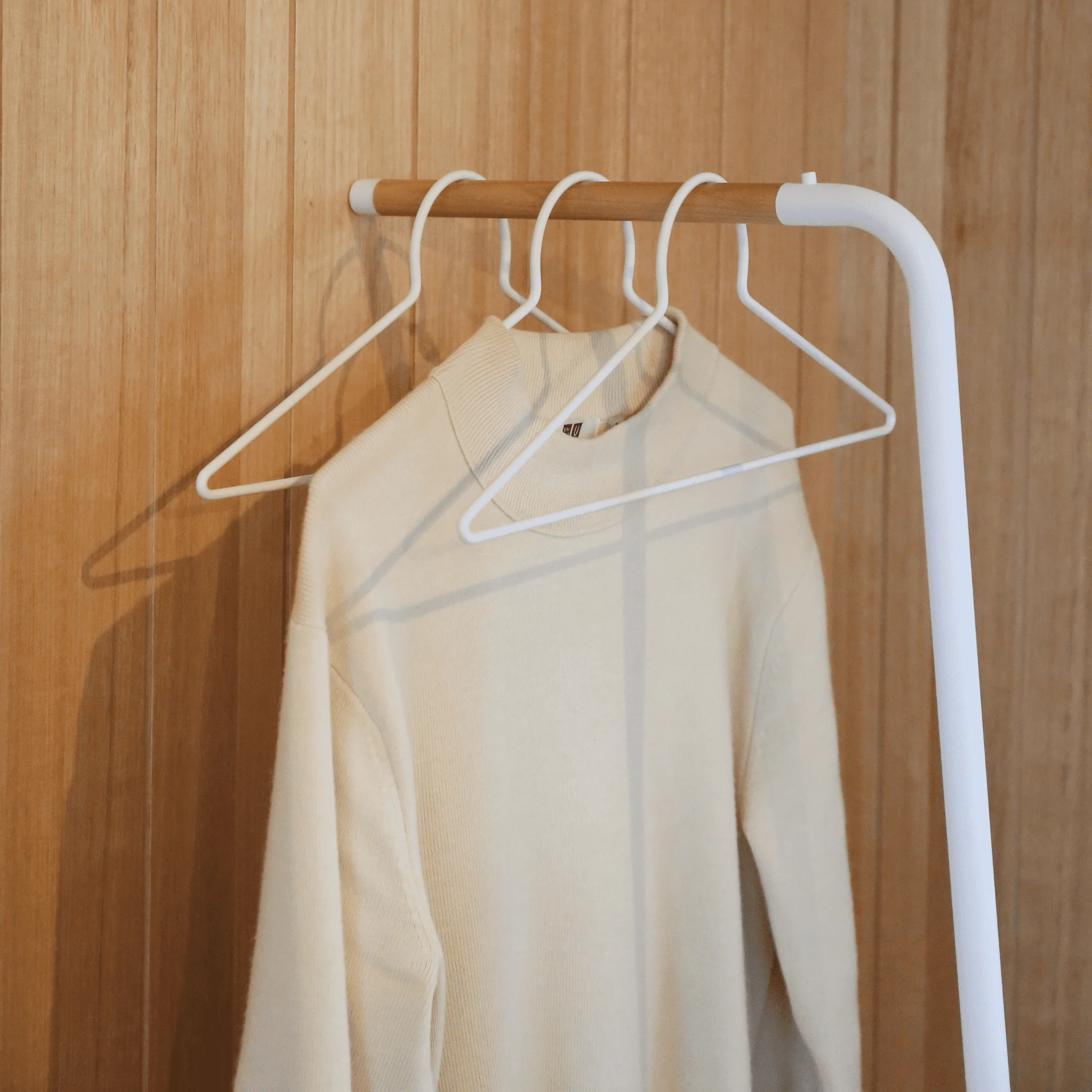YAMAZAKI Tower Leaning Coat Hanger Rack, White - Image 3
