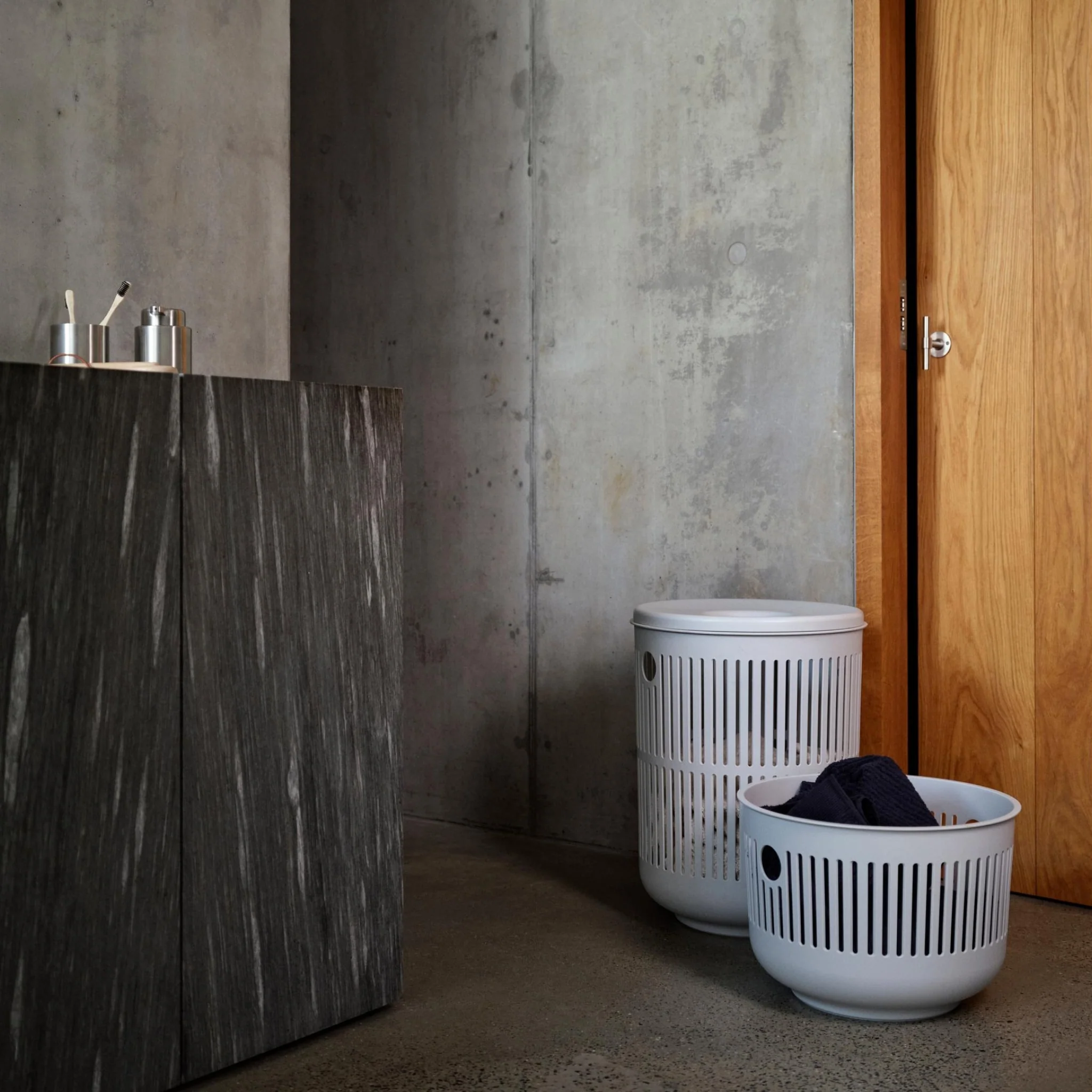 ZONE DENMARK Ume Laundry Basket 30L, Soft Grey - Image 2
