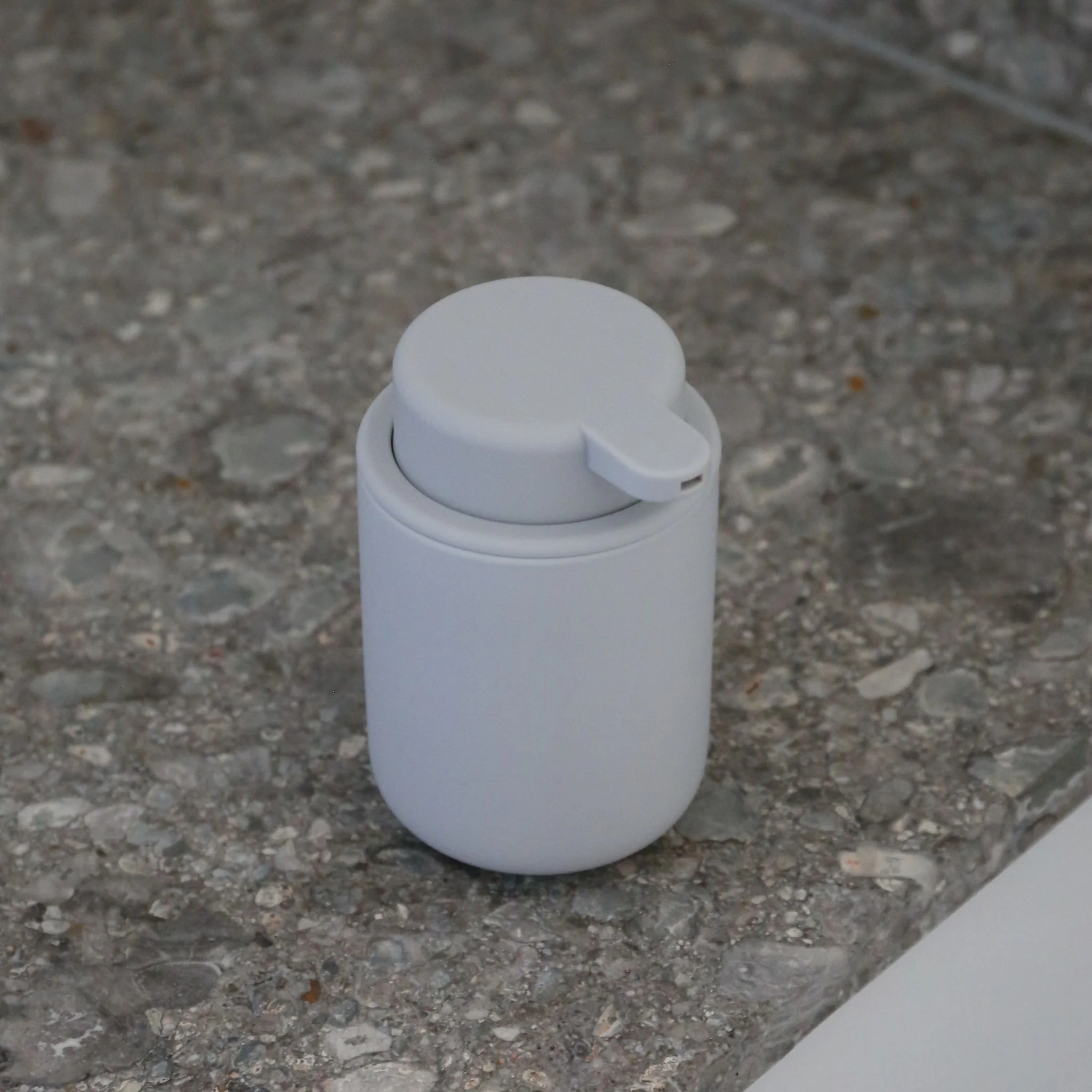 ZONE DENMARK Ume Soap Dispenser 250ml, H12.8cm, Soft Grey - Image 3